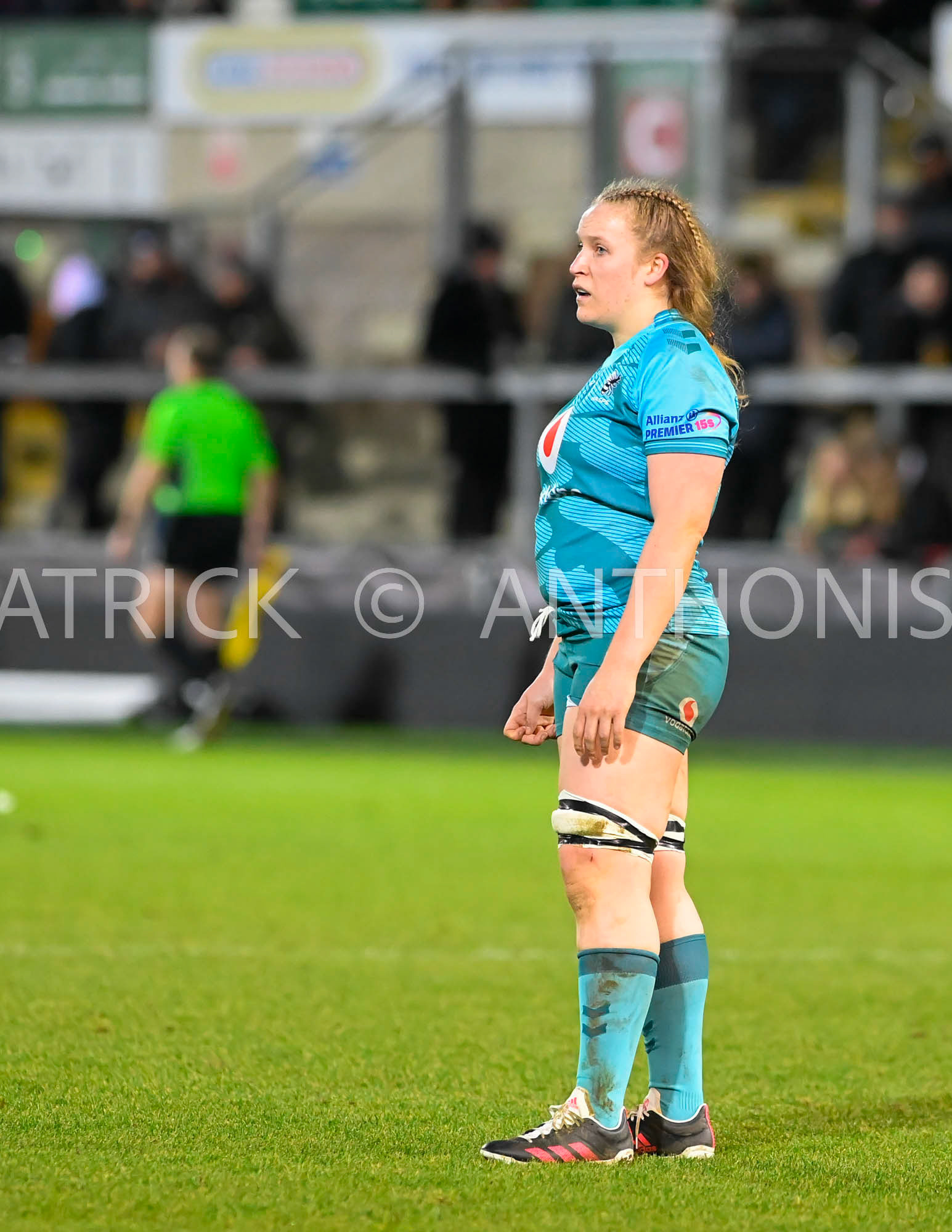 NORTHAMPTON, ENGLAND : Elizabeth Crake © of Wasps  looks on   during Women's Allianz Premiership 15's match between Loughborough Lightning and  Wasps at Franklin's Gardens on  Sunday January  8 2023 in Northampton, England