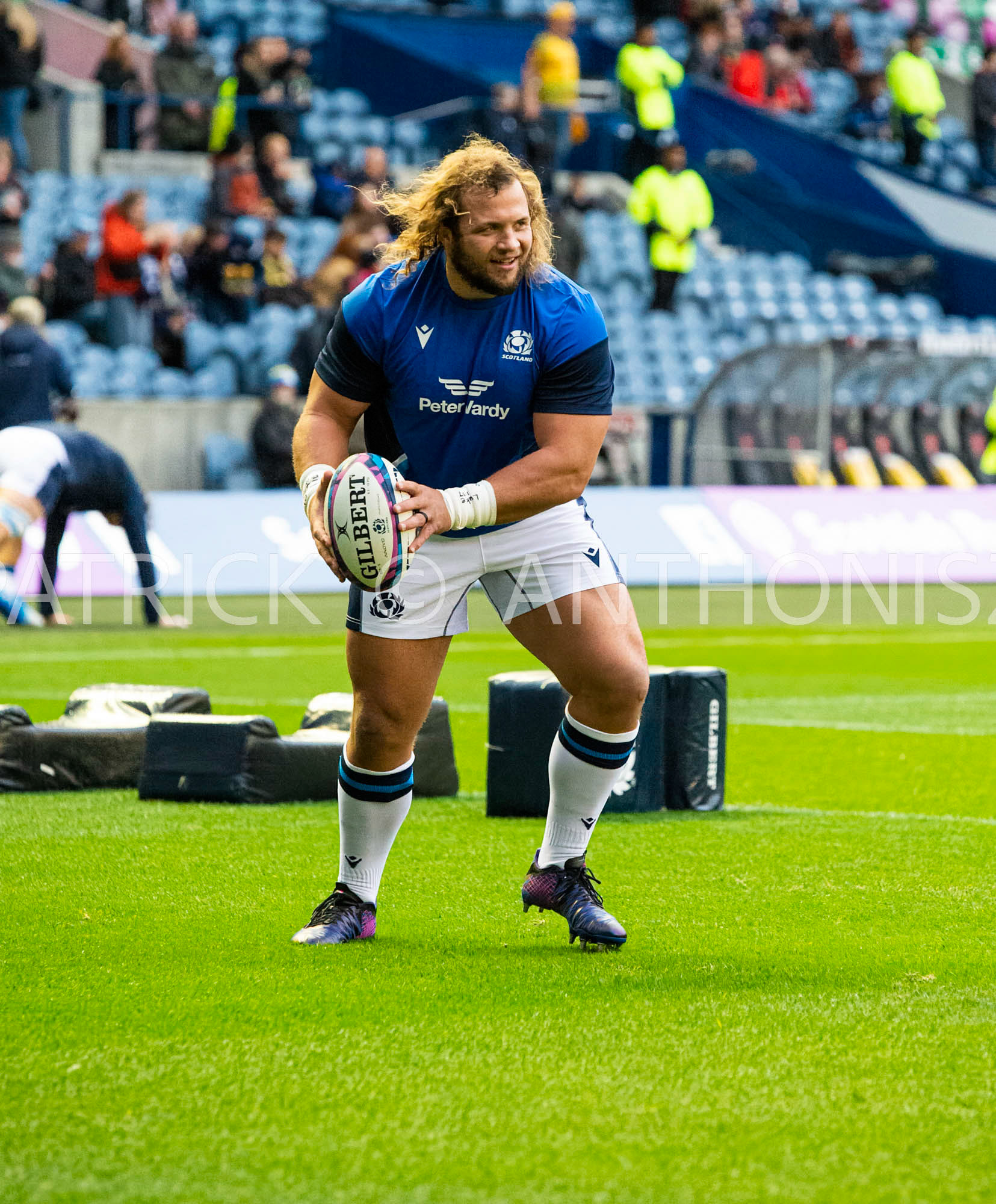 Scotland  October 29th : Pierre Schoeman of Scotland warms up during the Rugby Union Autumn Internationals match between Australia Vs Scotland at BT Murrayfield Stadium Scotland 29th October 2022 Australia 16  : Scotland 15