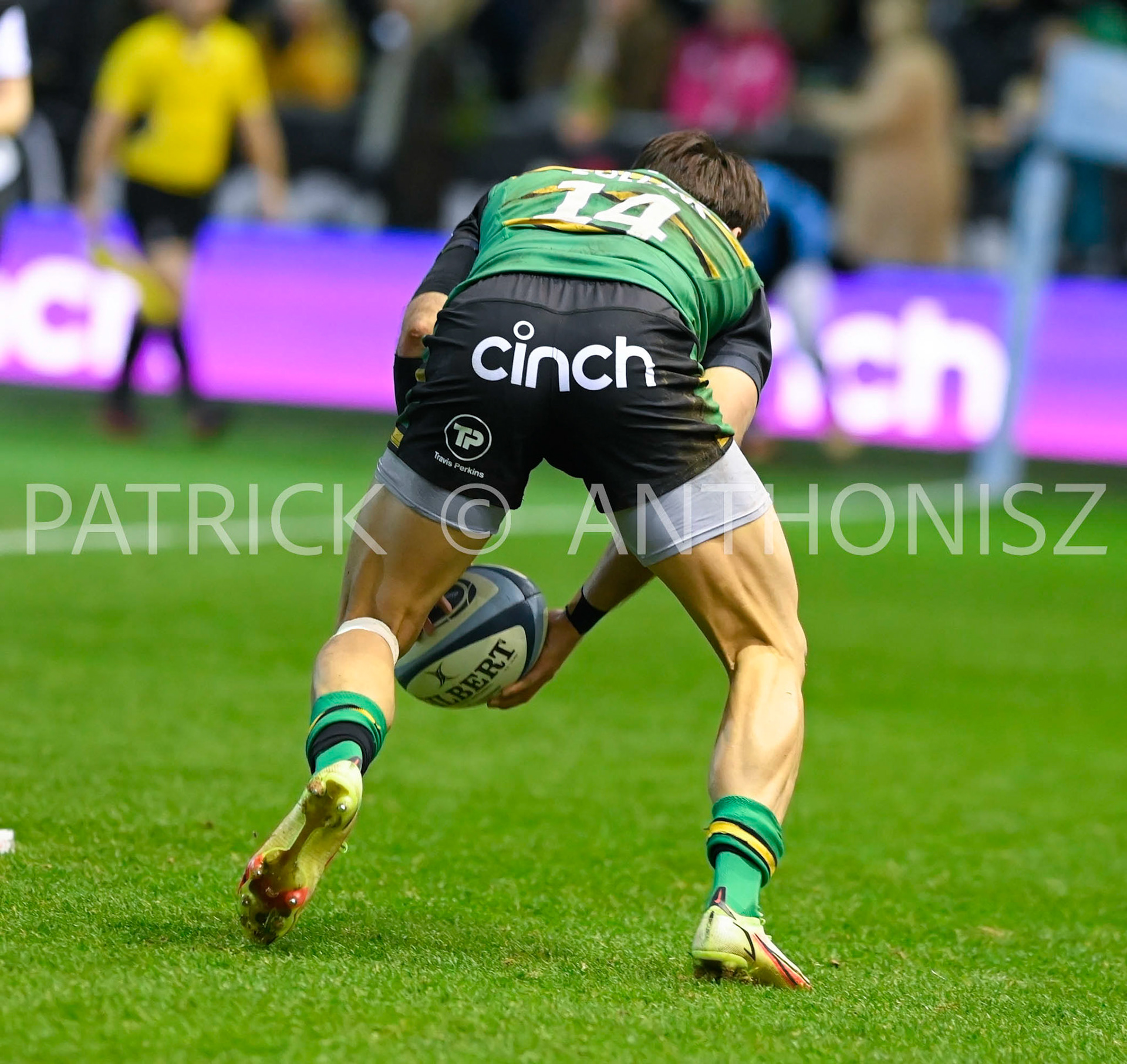 NORTHAMPTON, ENGLAND- Nov -26 - 2022 :  Tom Collins of Northampton Saints gets  a try during the match between Northampton Saints and The Barbarians F C at Franklin's Gardens on November 26, 2022 in Northampton, England