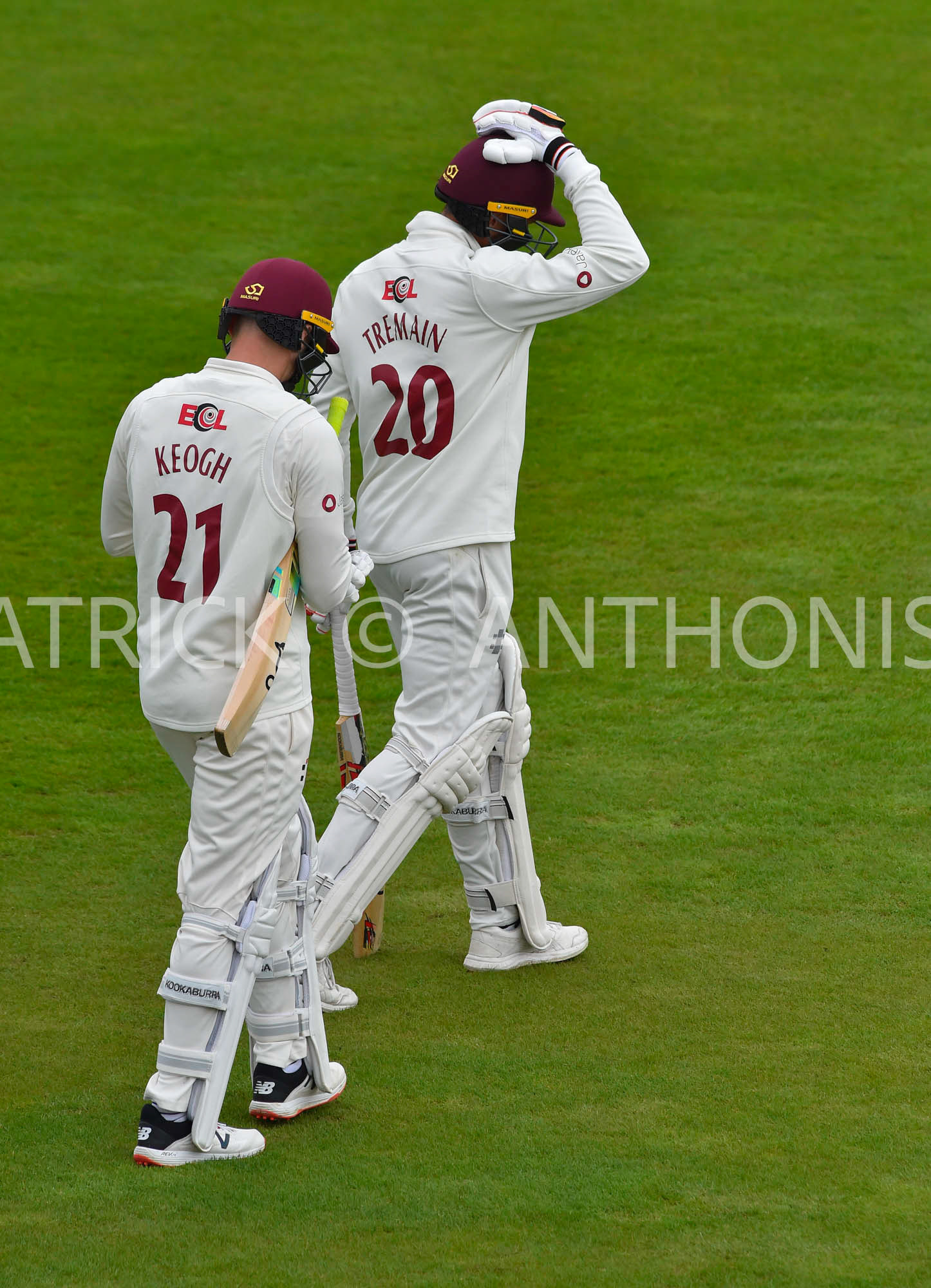 NORTHAMPTON, ENGLAND - April 15 2023 : Chris Tremain and Rob Keogh bats for Northampton Day 3 of the LV= Insurance County Championship match between Northamptonshire and   Sat  April  15 at The County Ground  in Northampton, England.