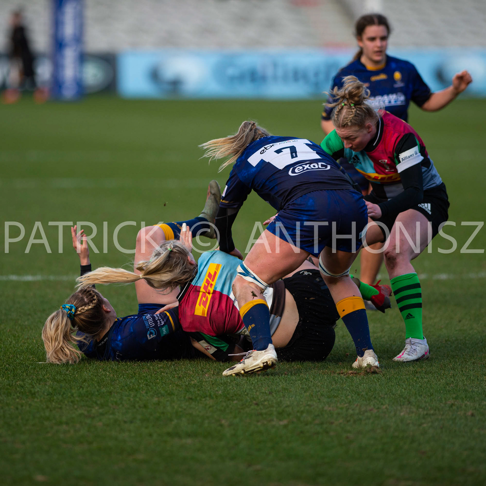 Harlequins Women Vs  Worcester WarriorsWomen's Allianz Premier 15sLondon,England February 12th 2022: match  action between  Harlequins Women Vs  Worcester Warriors at Twickenham Stoop .Final score:  Harlequins Rugby 42  : 15 Worcester Warriors