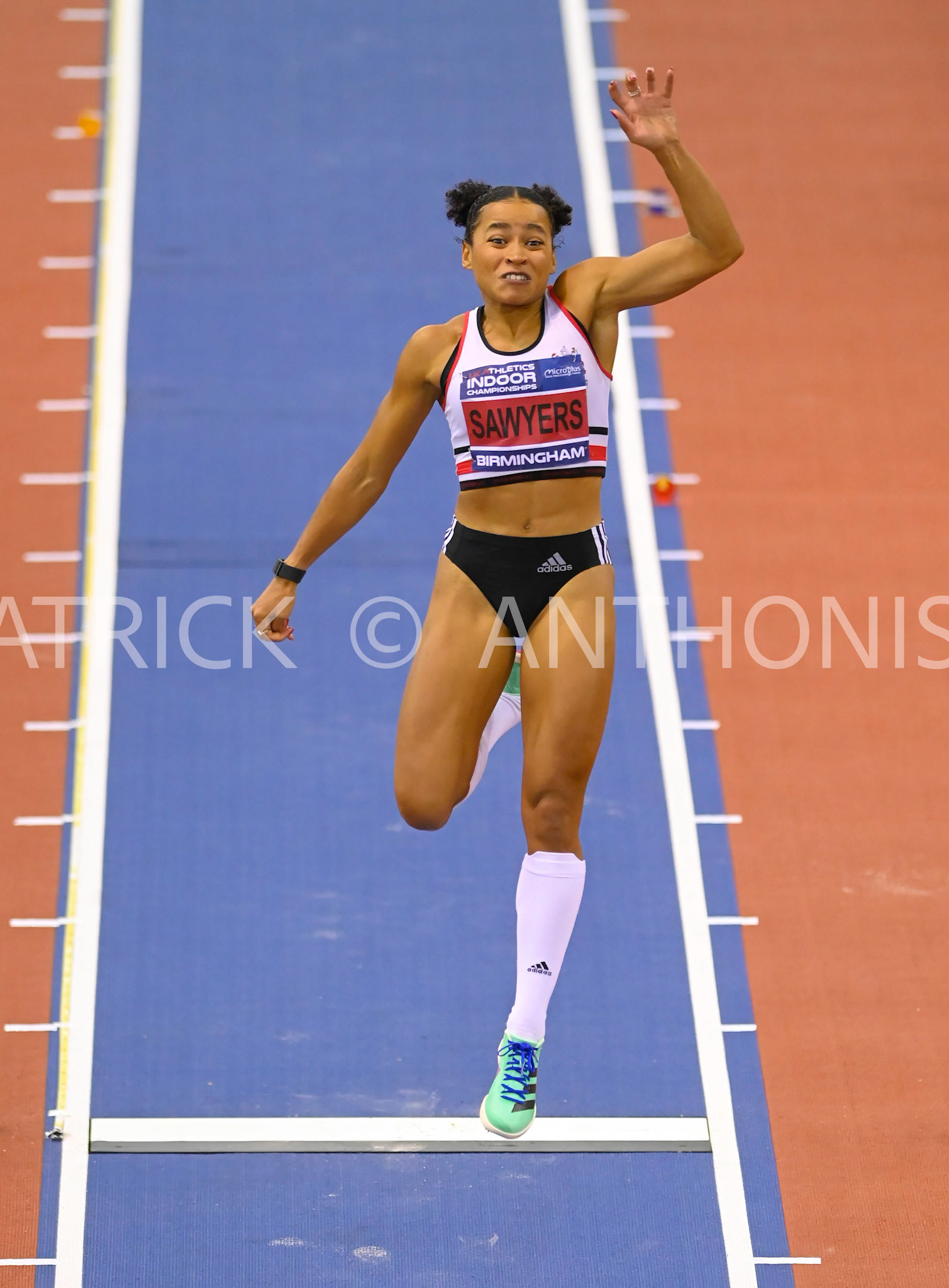 BIRMINGHAM, ENGLAND - FEBRUARY 19: JASMIN SAWERS in action during the long jump day 2 of the UK Athletics Indoor Championships at the Utilita Arena, Birmingham , England