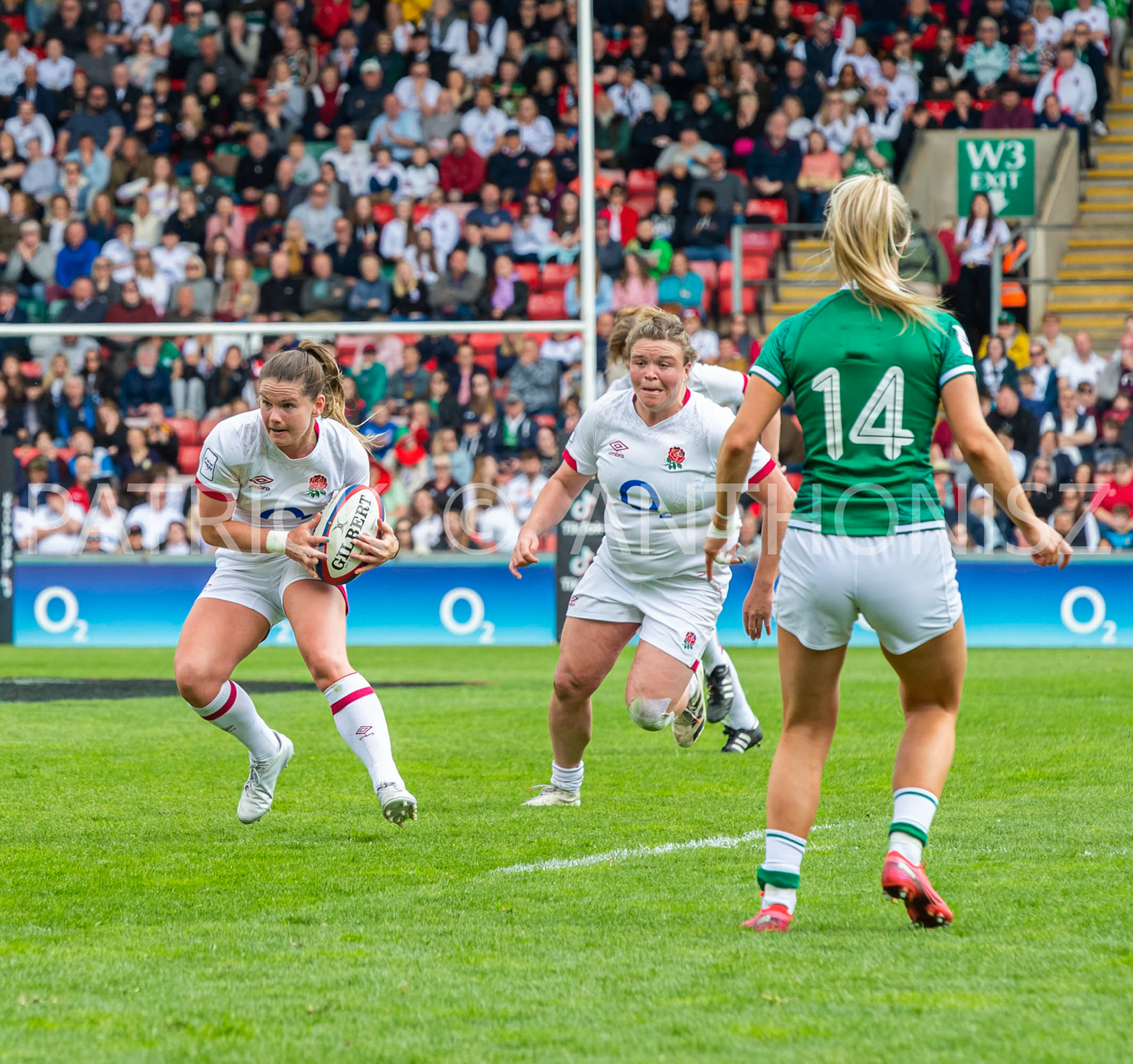 24th - April  2022 : Leanne Infante England England Vs Ireland round 4    TikTok Women's Six Nations at  Mattioli  Woods Welford Road.