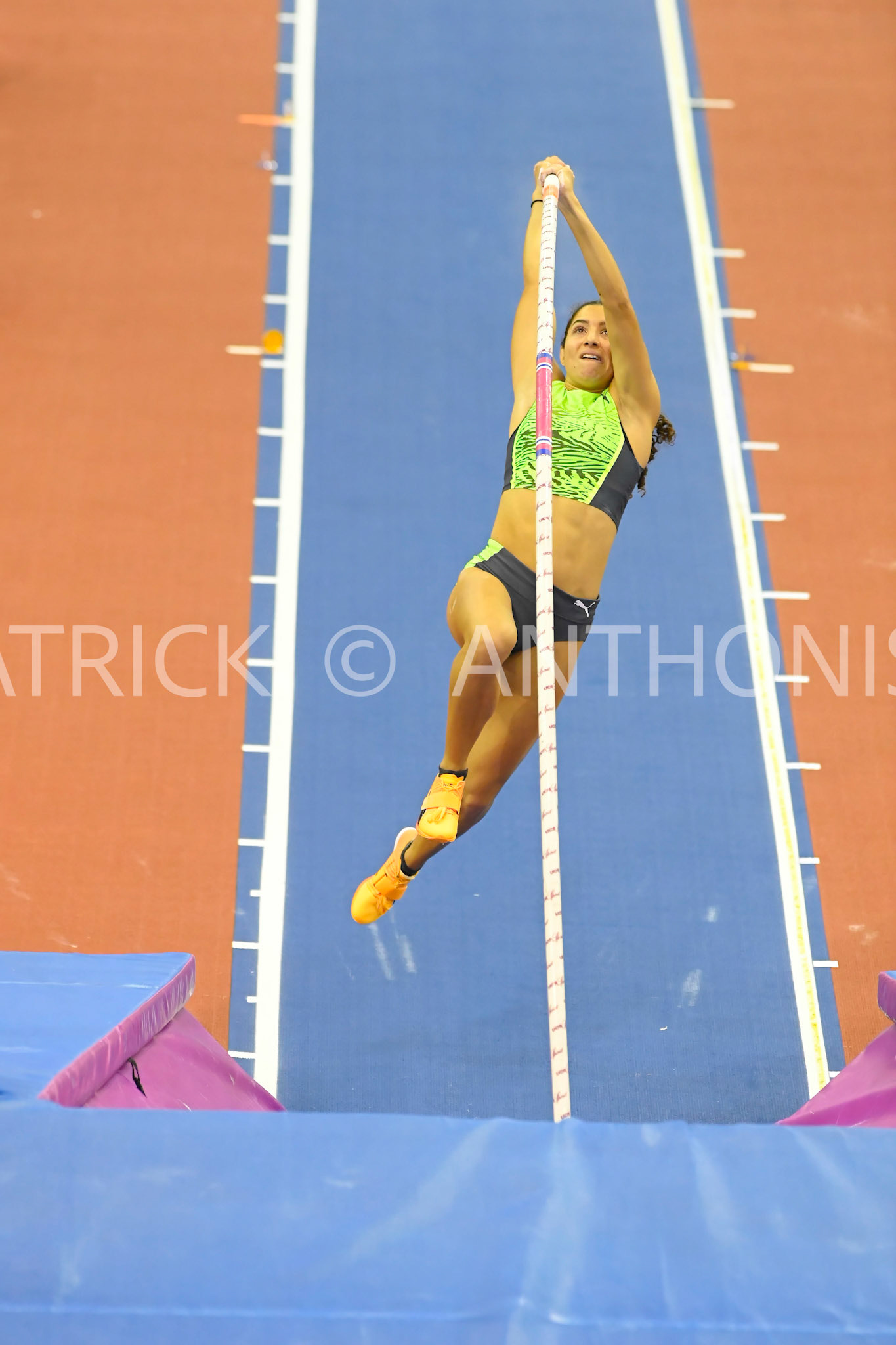 Birmingham, UK, 25 February 2023: LEON Gabriela USA competes in the  Women's Pole Vault  at 4.61m Birmingham World Indoor Gold Tour Final  Utilita Arena, Birmingham on the 25 February , England