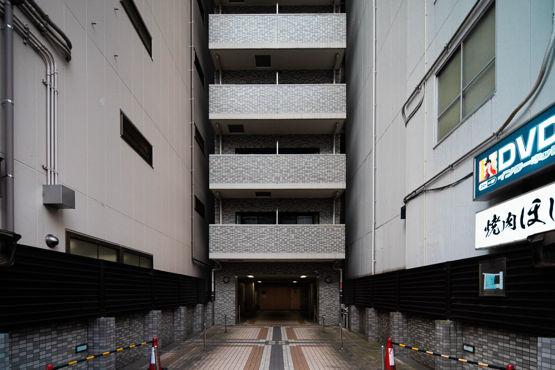Osaka, Hokum Studios architecture photography.