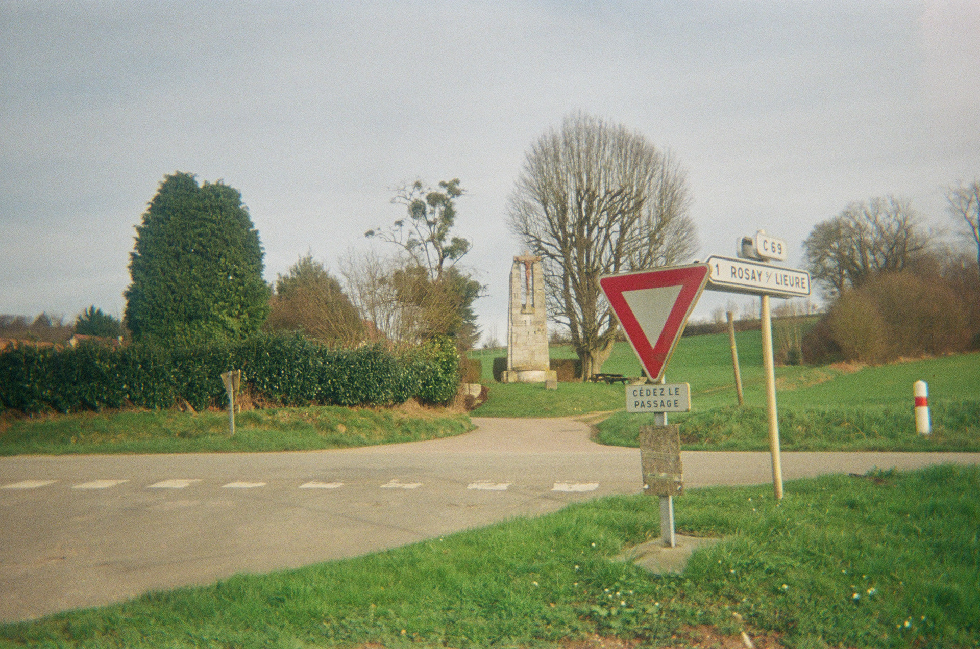 February 2024 || Rosay-sur-Lieure, France || on film