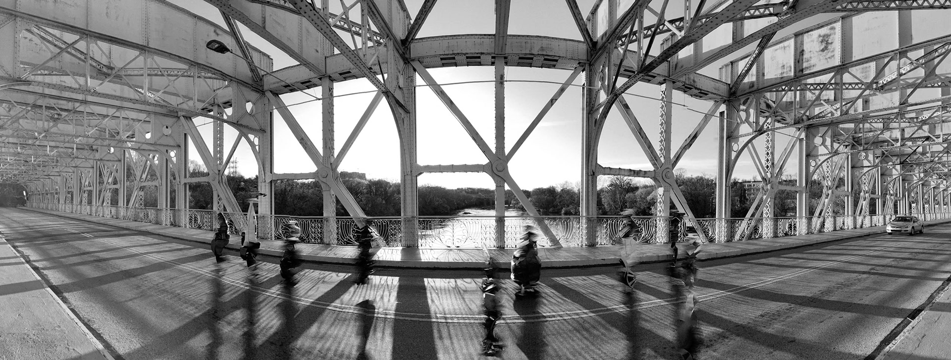 Compress Car - Falls Bridge Philadelphia