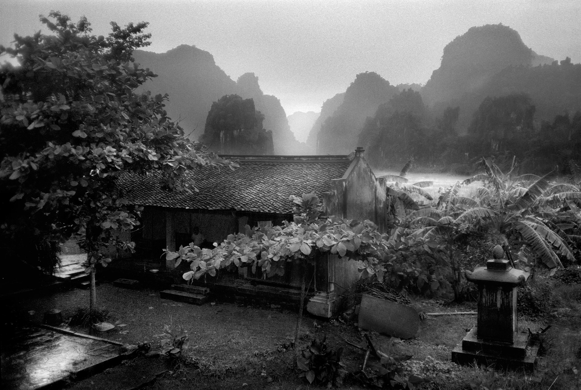 Vietnam Temple Hoa LU