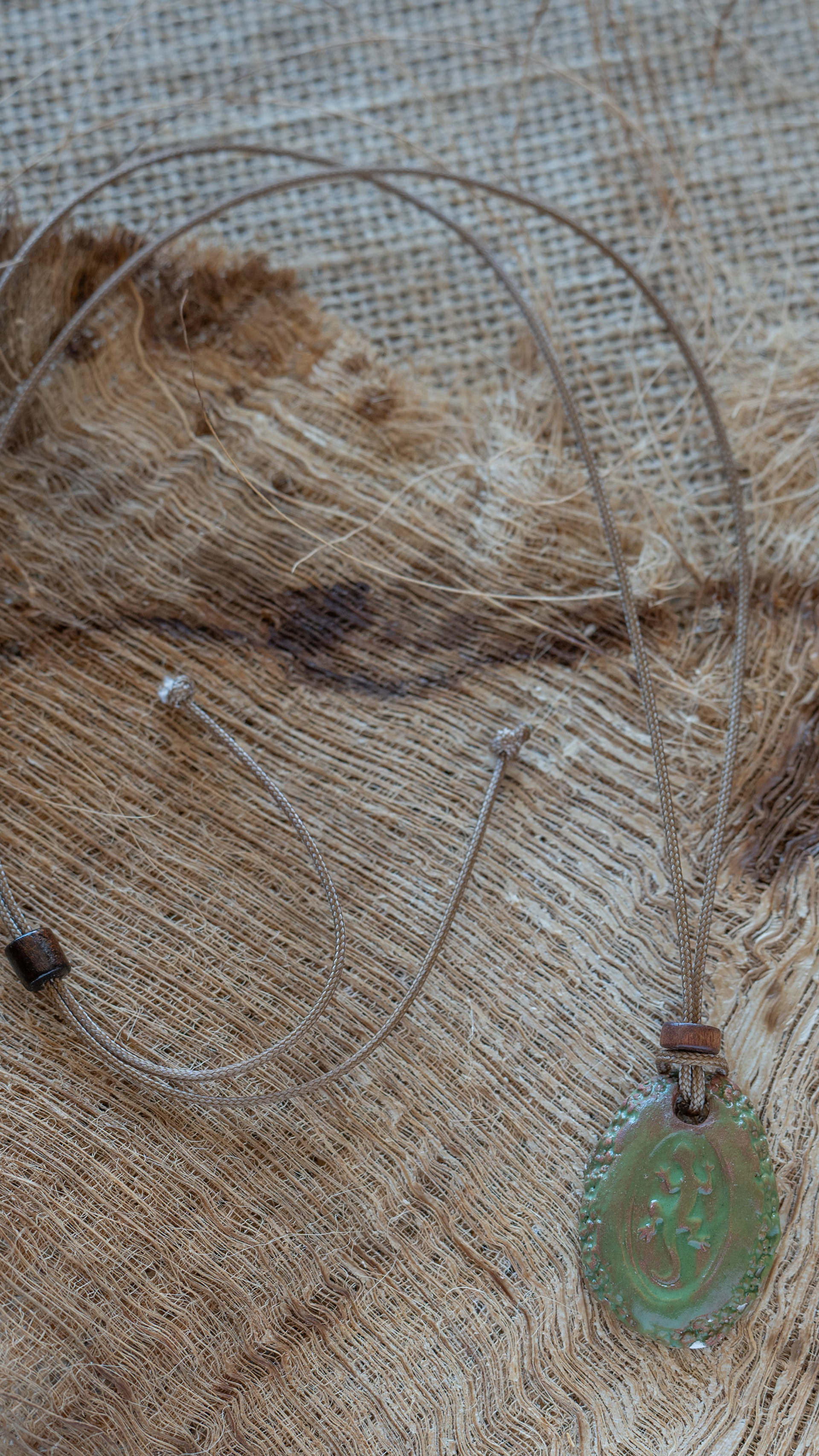     Handmade Hawaii Symbol Necklace