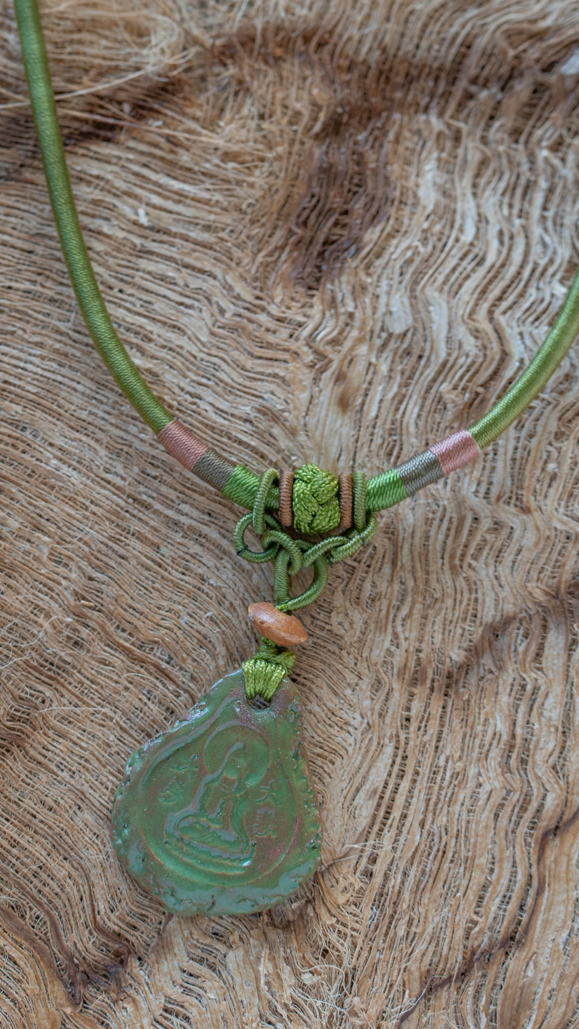     Hawaii Ceramic Pendant Necklace