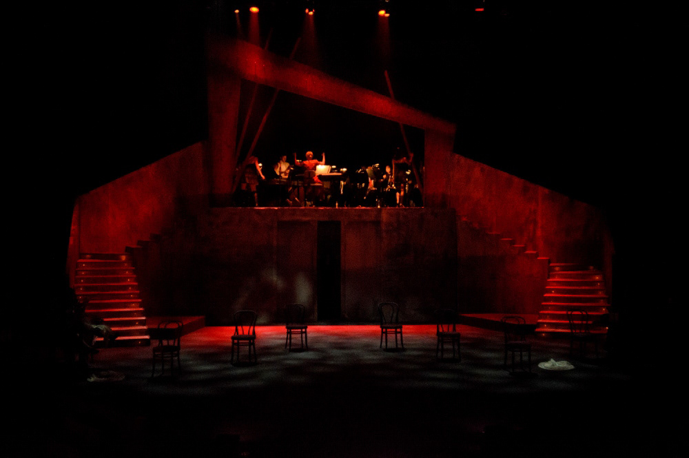 (photo by Chris Dzomback)