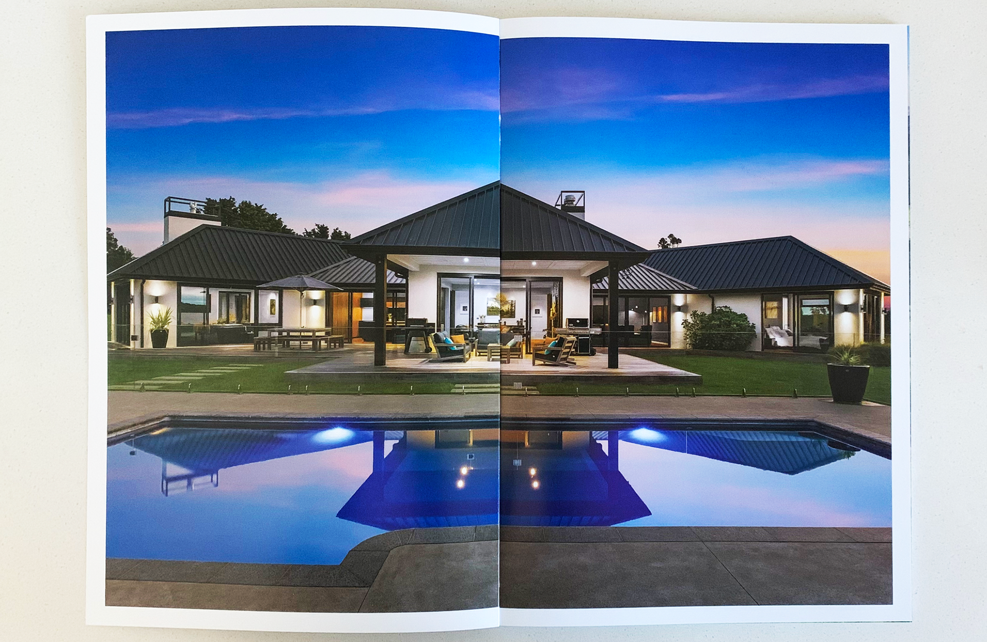 The Pinnacle | Waiteitei - Inside full image page