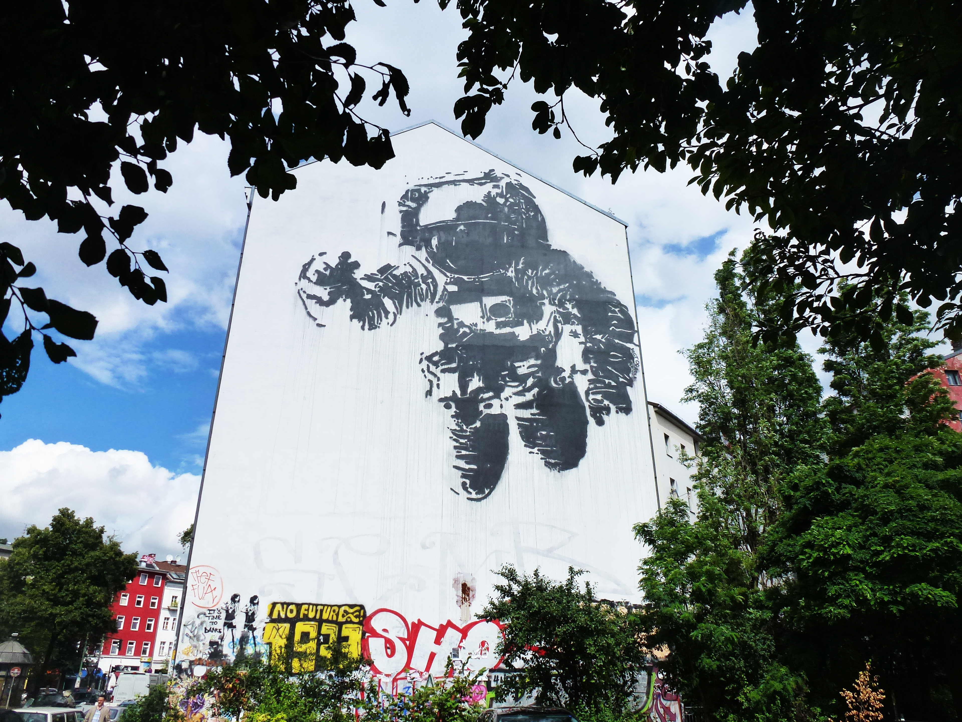 Art by Victor Ash in Berlin, Germany