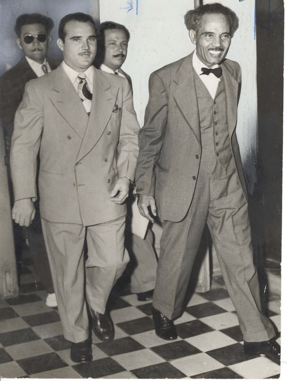Pedro Albizu Campos, esposado a otra persona]