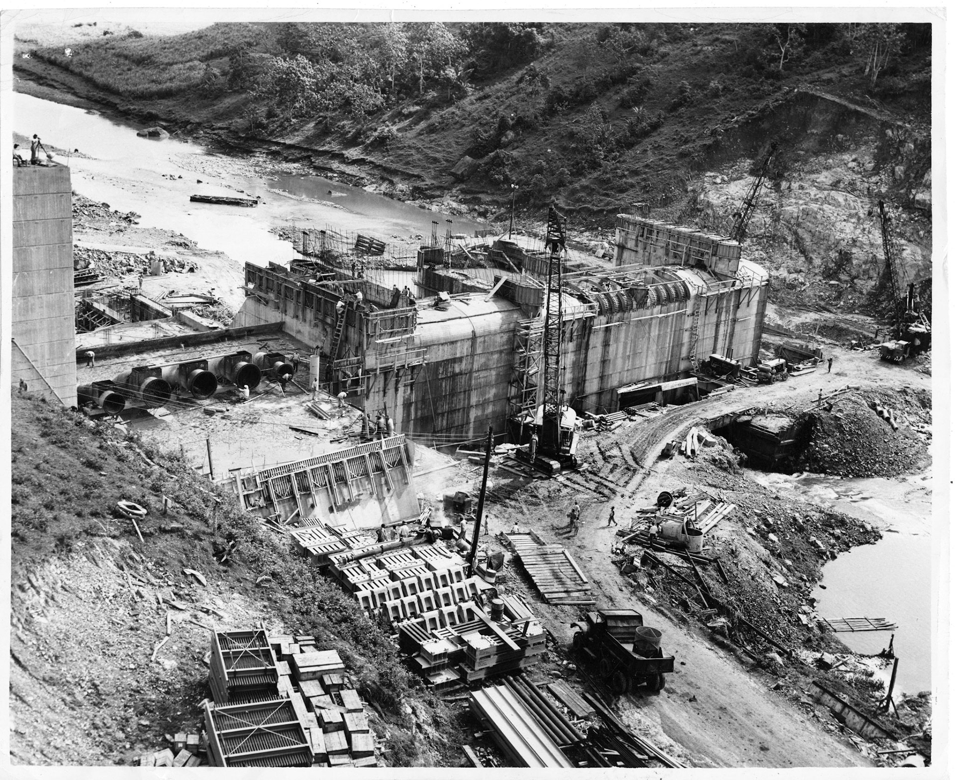 Construcción de represa del Río Grande de Loíza.Agosto 14, 1951