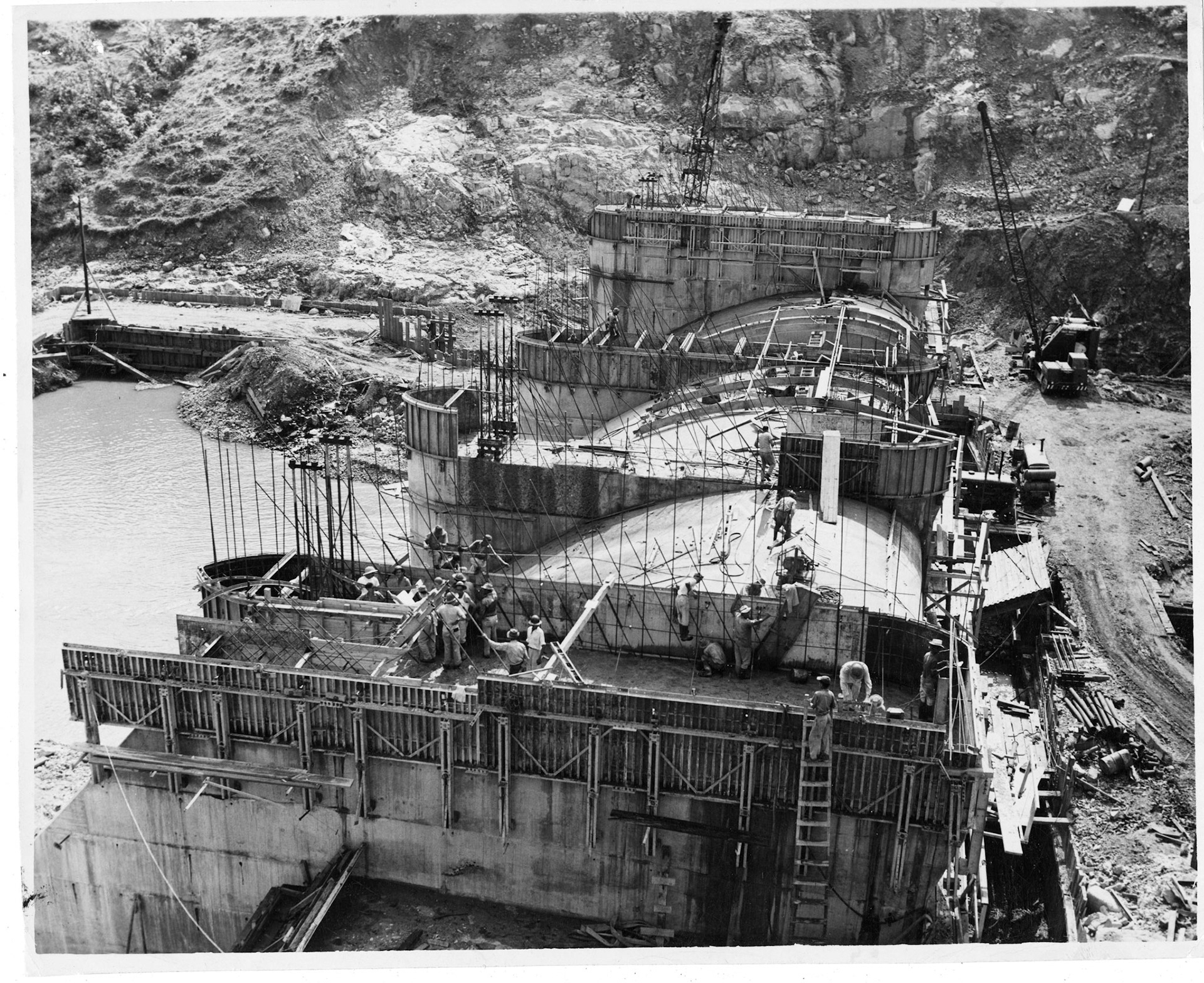 Construcción de represa del Río Grande de Loíza.Agosto 14, 1951