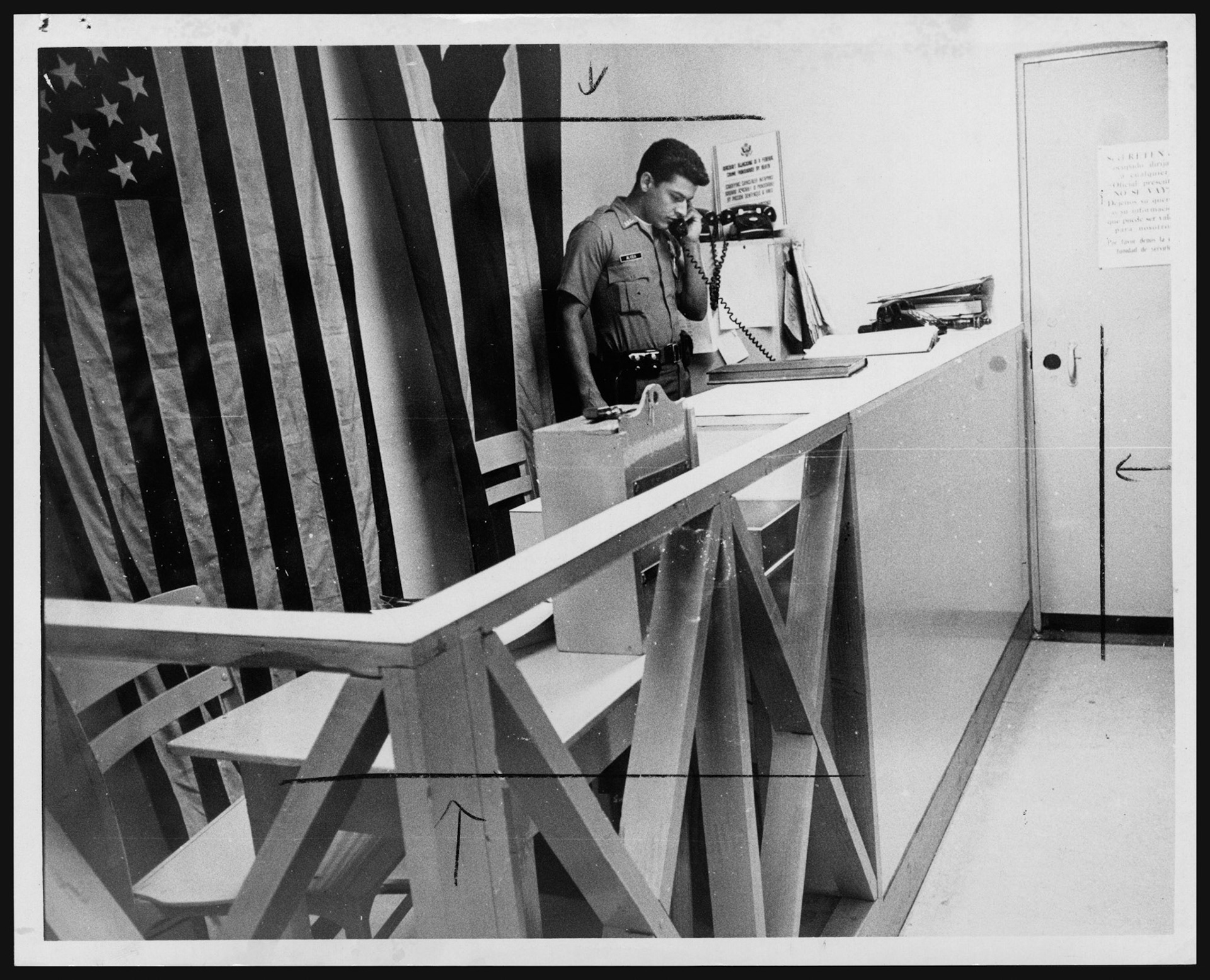 Mini cuartel del Aeropuerto es muy incómodo  y pequeño, ahora cuenta con más espacio.Junio 3, 1970