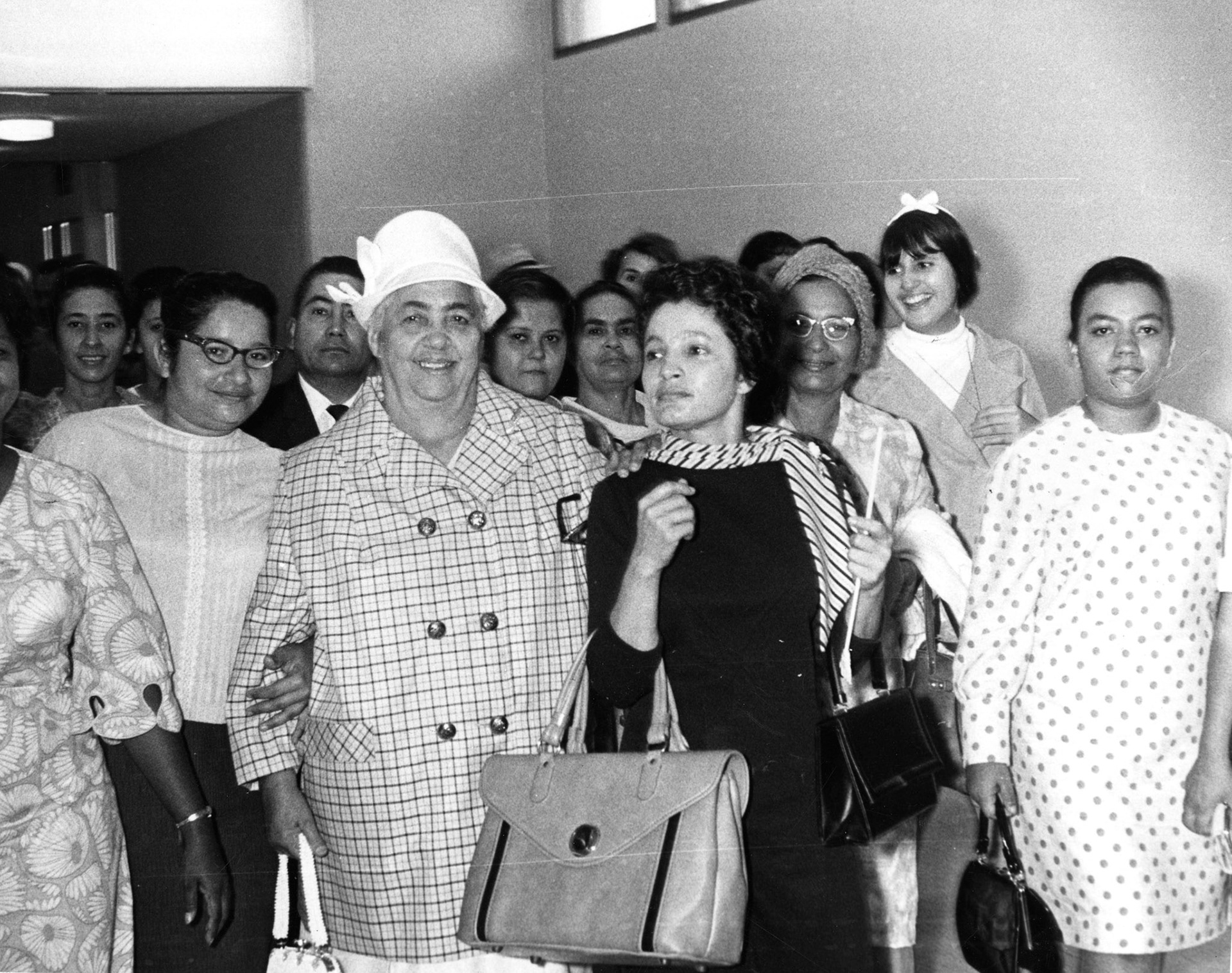 'Diosa' Mita,  Juanita García, junto a seguidores, va a Santo Domingo.