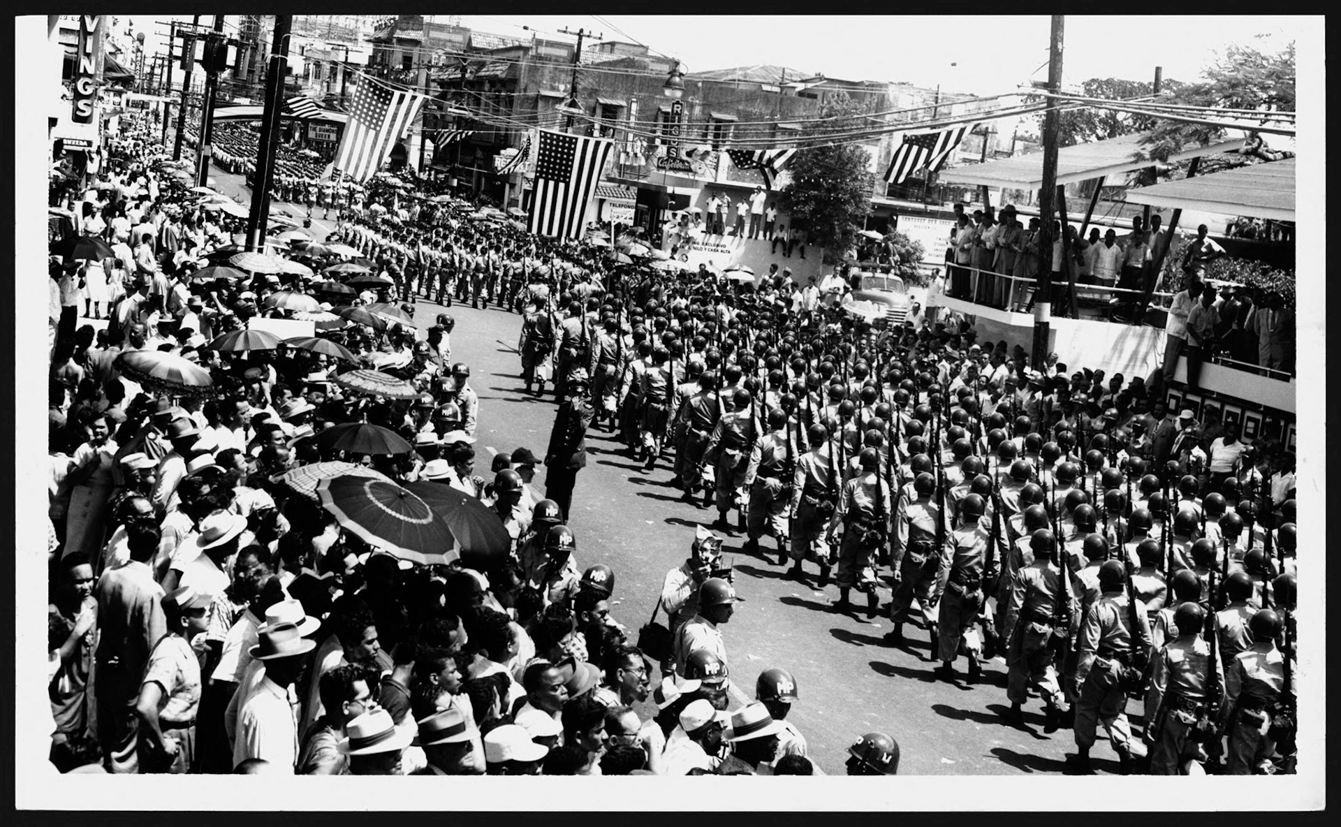 Desfile en conmemoración del 4 de julio.Julio 4, 1954