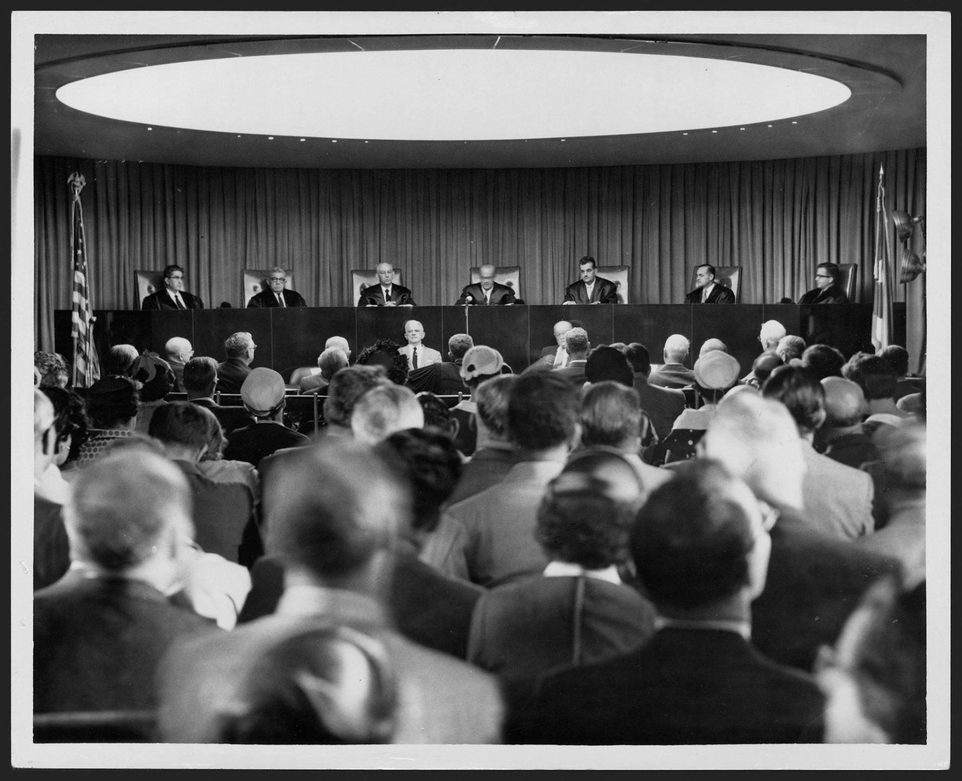 Tribunal Supremo de Puerto Rico en su primera sesión bajo la presidencia del juez A. Cecyl Snyder.