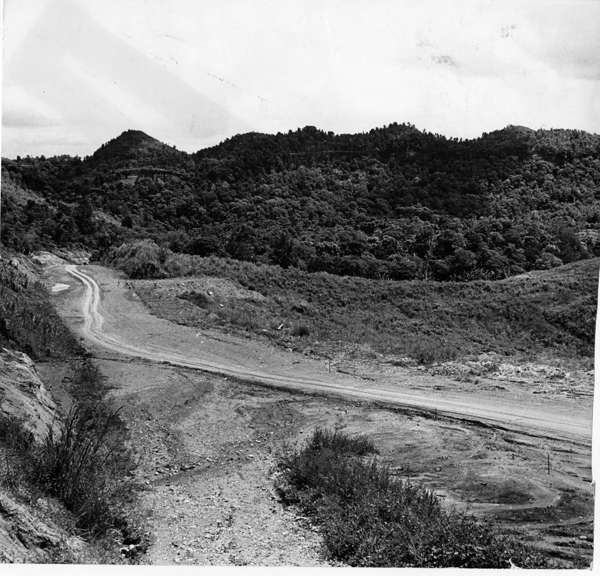 Carretera de San Sebastián a Lares.Septiembre  29, 1965