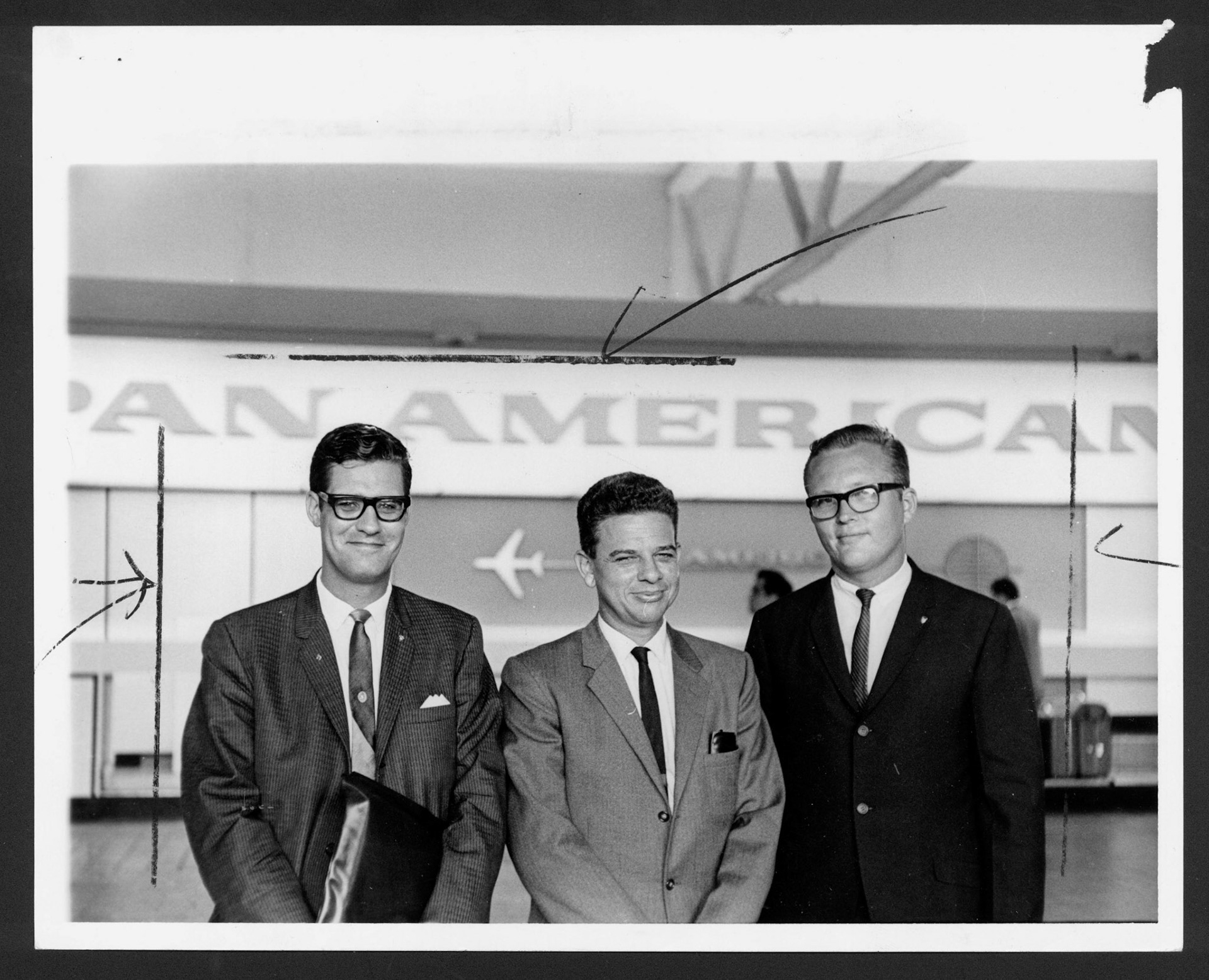 Directores del Movimiento Demócrata Estadista de Puerto Rico en el aeropuerto de Isla Verde.Octubre 19, 1965