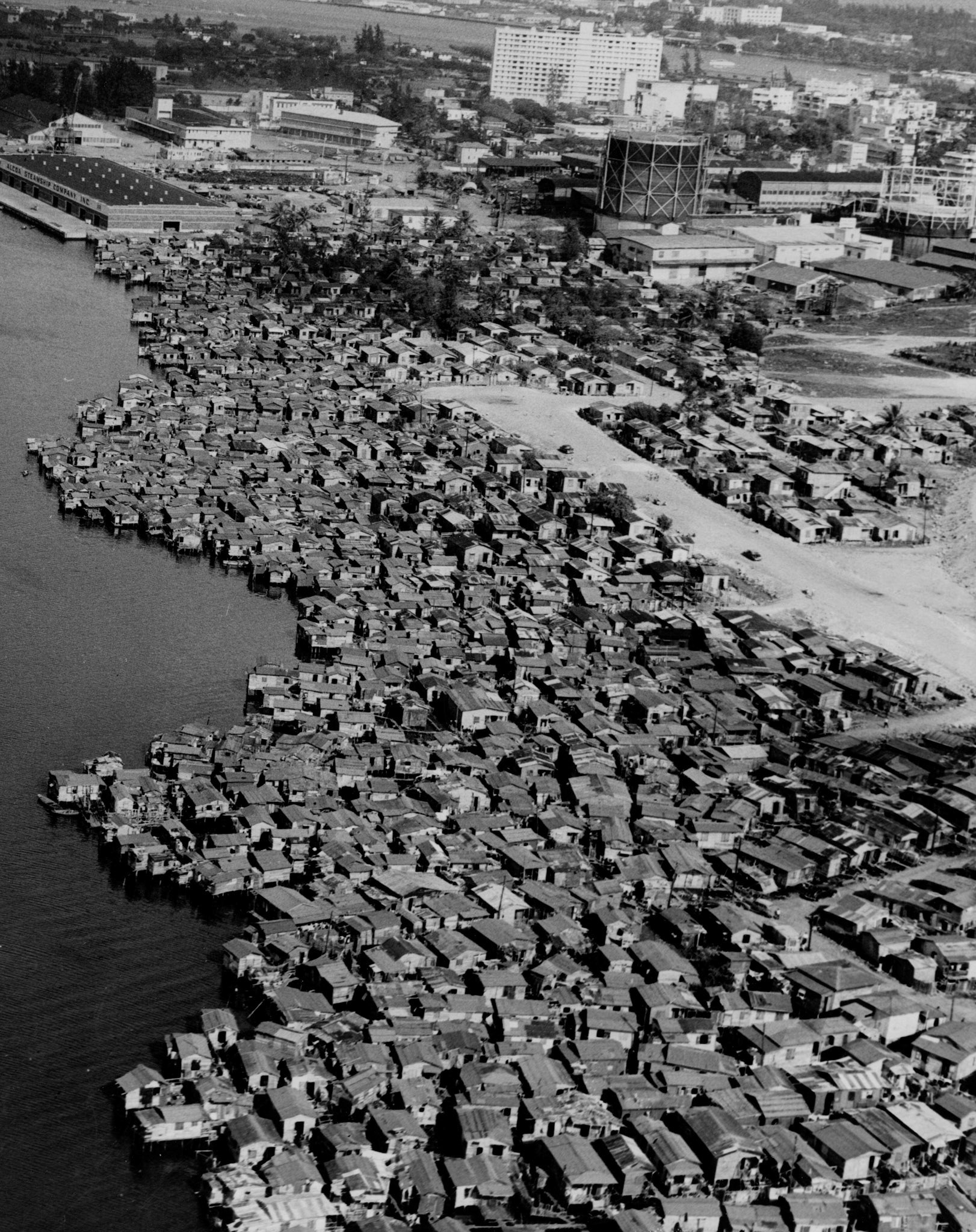 Vista aérea de la Barriada Hoare.Marzo 18, 1953