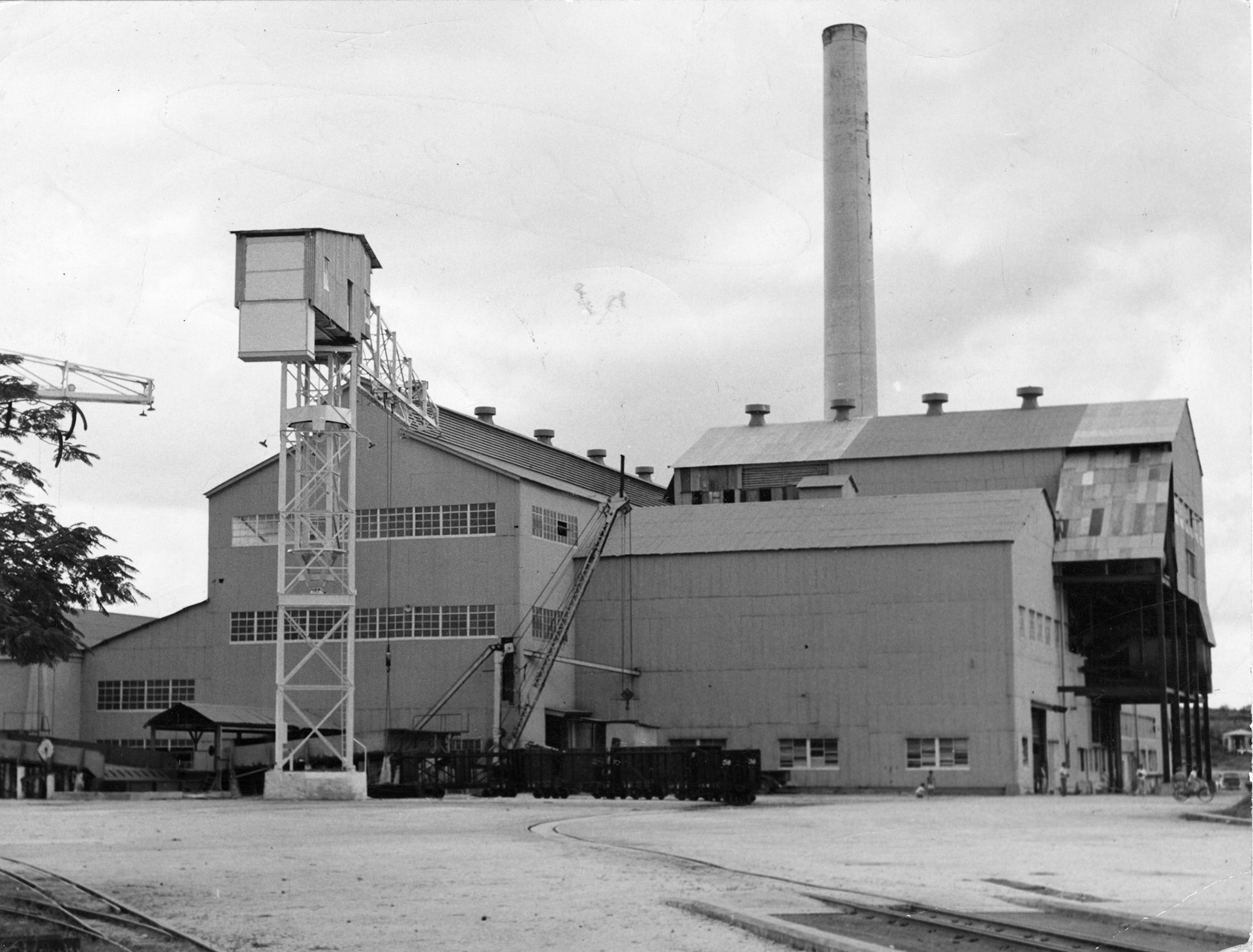Central La Plata en San Sebastián.Enero 18, 1952