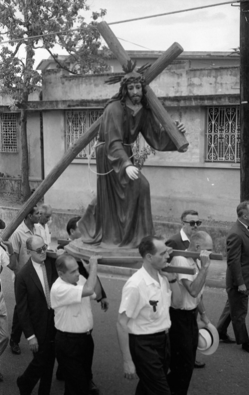 JUEVES SANTO, FLORAL PARK, SAN JUAN