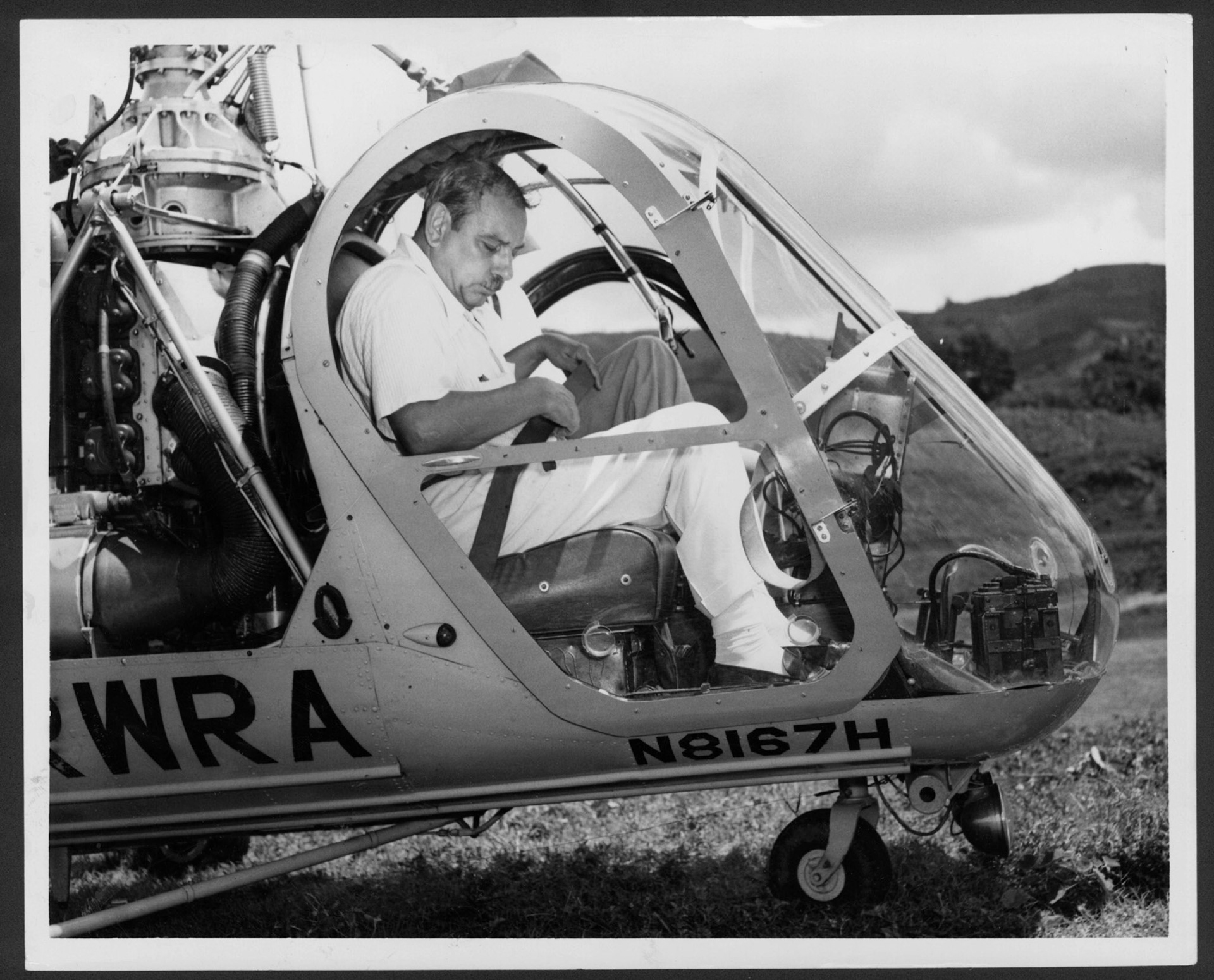 Gobernador Luis Muñoz Marín en helicóptero.