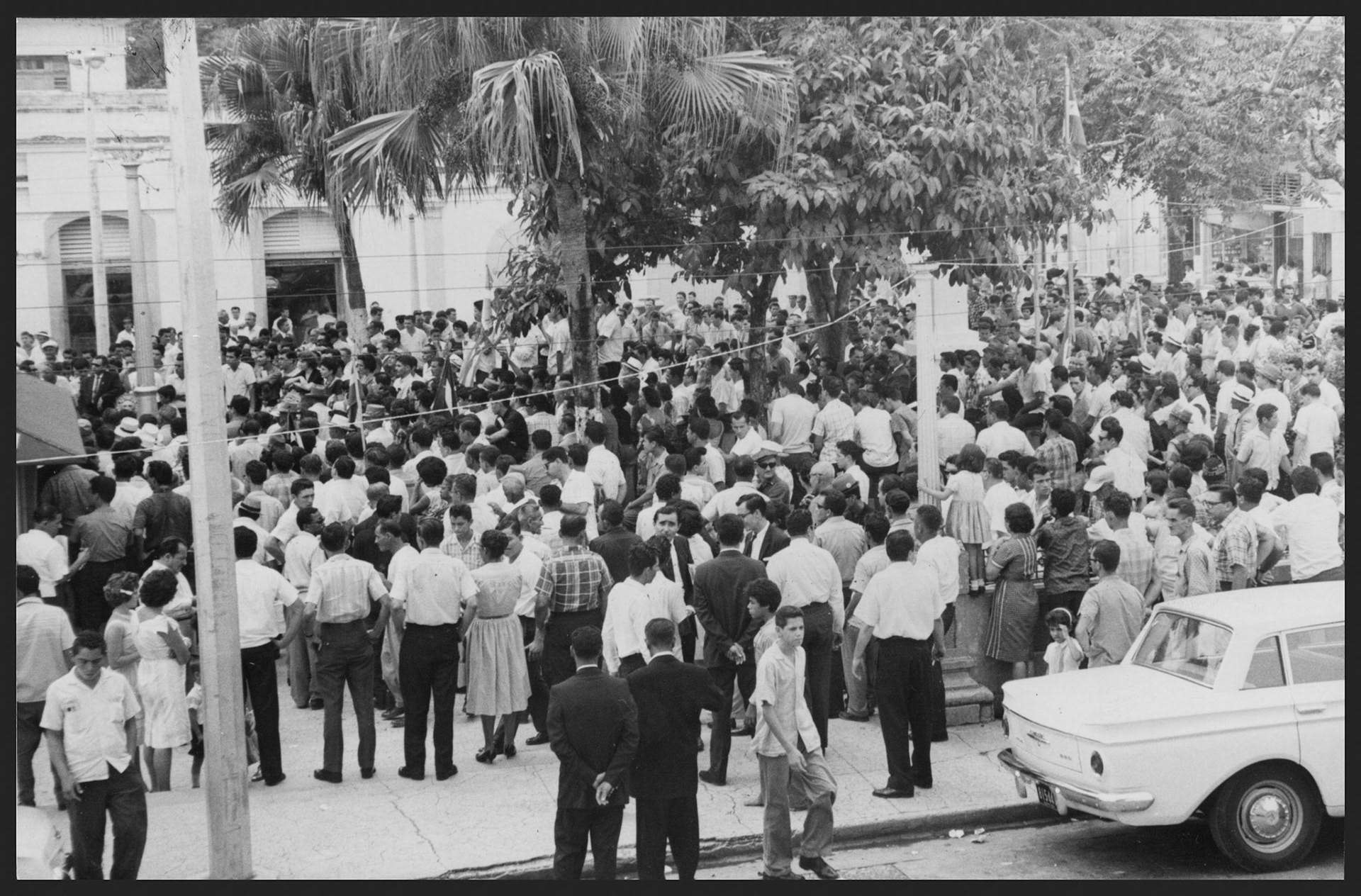 Independentistas en la plaza de recreo de Lares para conmemorar 95 años del Grito.Septiembre 23, 1963