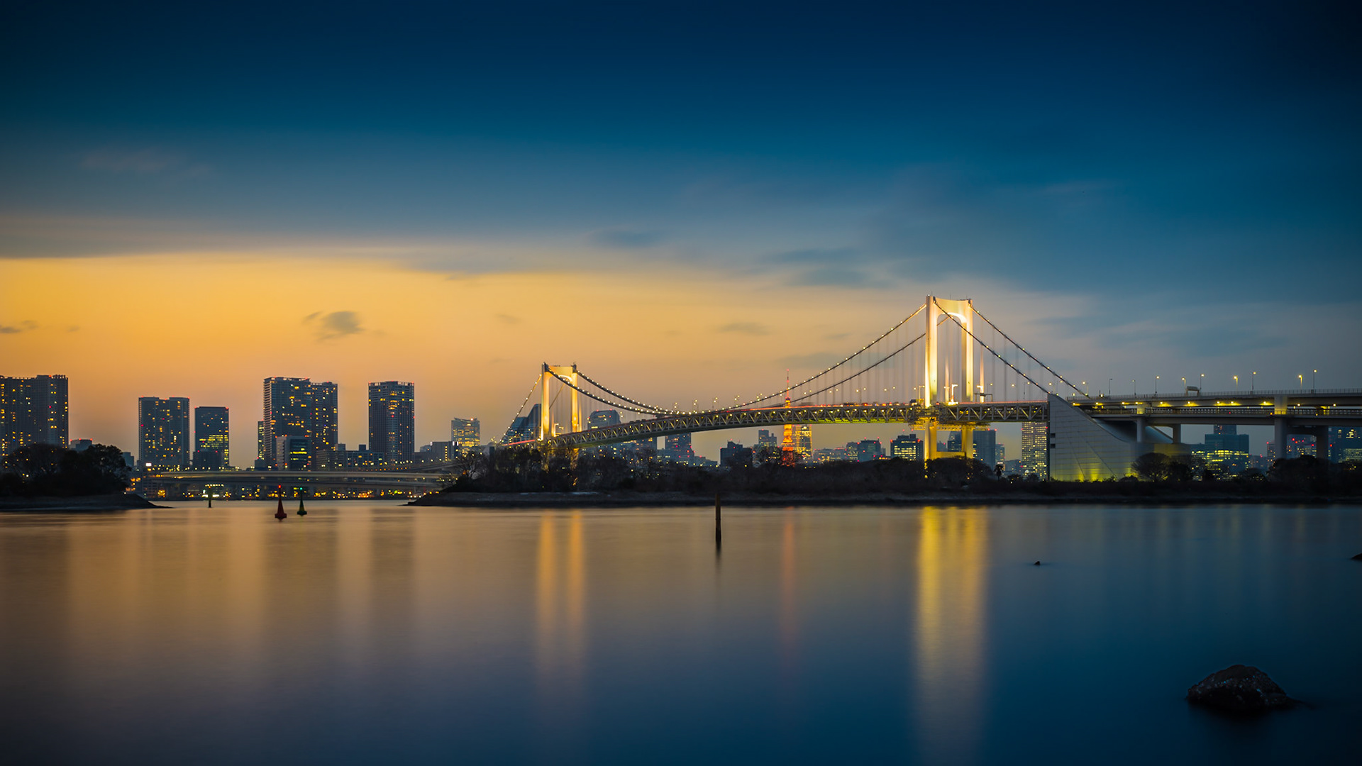 Rainbow Bridge, Odaiba, Tokyo