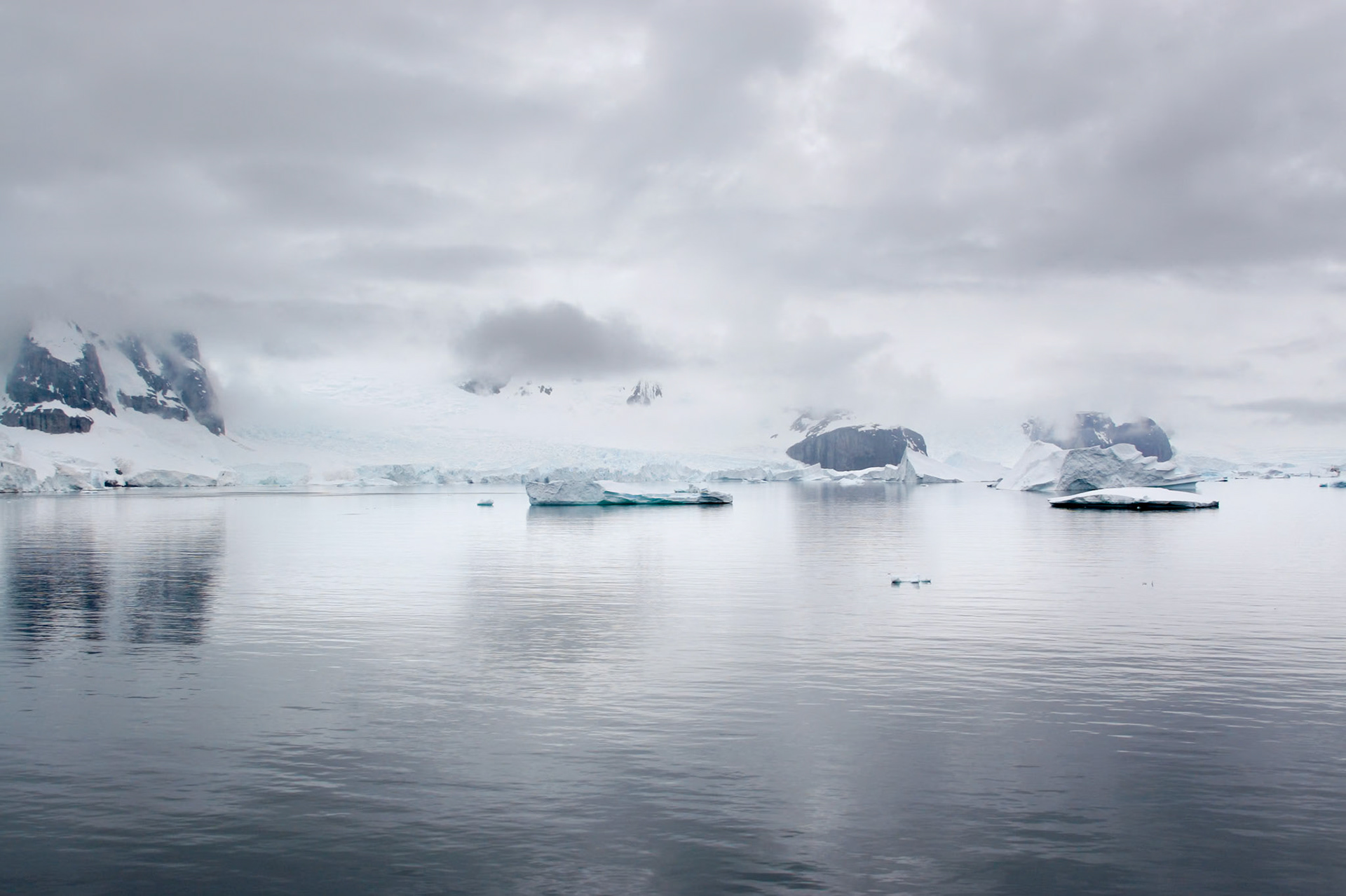 Gerlache Strait near Chilean Base