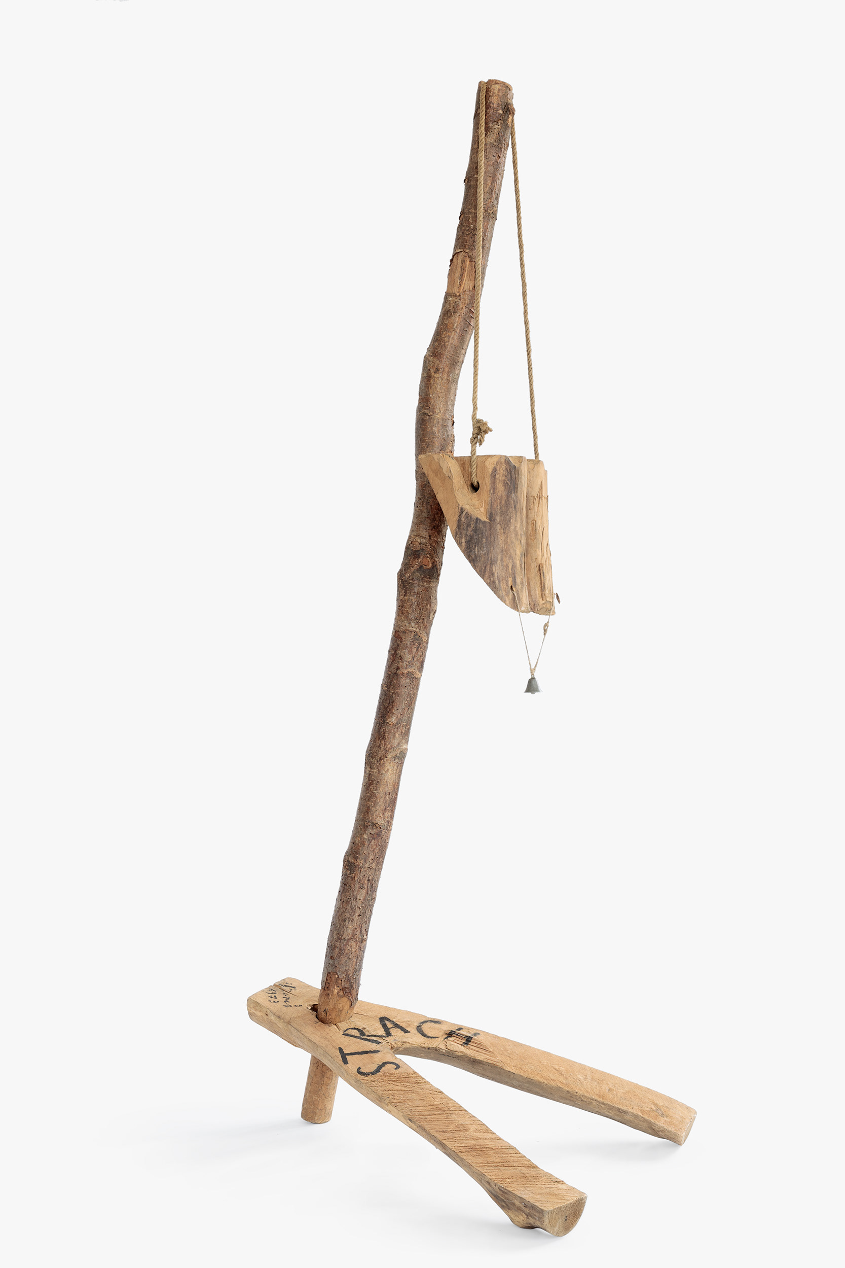 Jerzy Bereś; Strach; wood, line, bell, acrylic; 216 x 104 x 66 cm; 1973