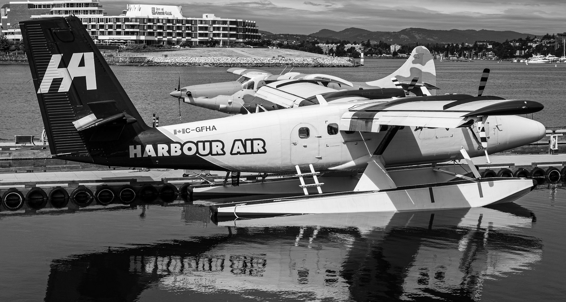 Two Otters, DHC3, Inner Harbour, Victoria BC