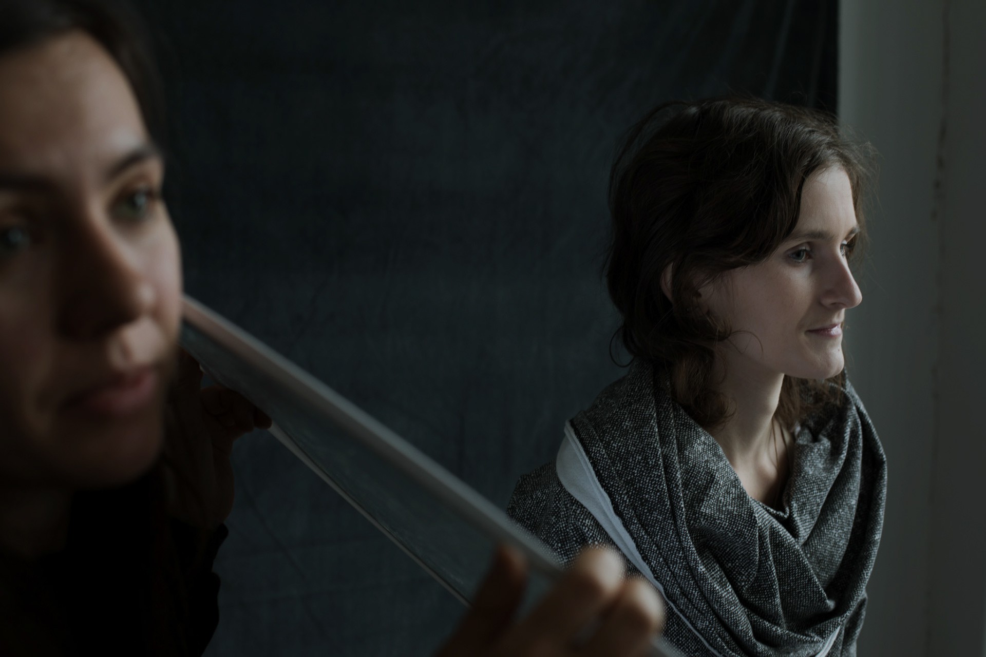 Warsztaty z fotografii portretowej i podstaw pracy w ciemni fotograficznej z materiałem czarno-białym. Sztuka do rzeczy, 24.11.2018 Kraków. Stowarzyszenie Wytwórnia. Fot. Basia Budniak