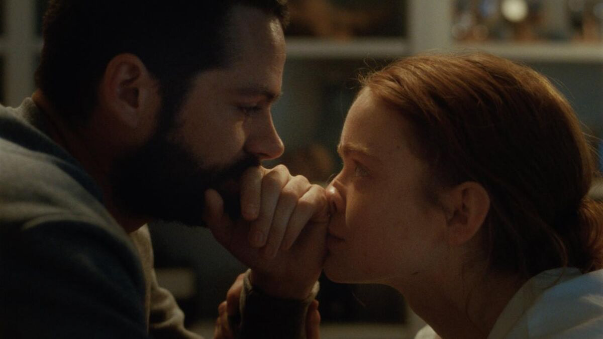 Taylor Swift - All Too Well: The Short Film https://www.youtube.com/watch?v=tollGa3S0o8