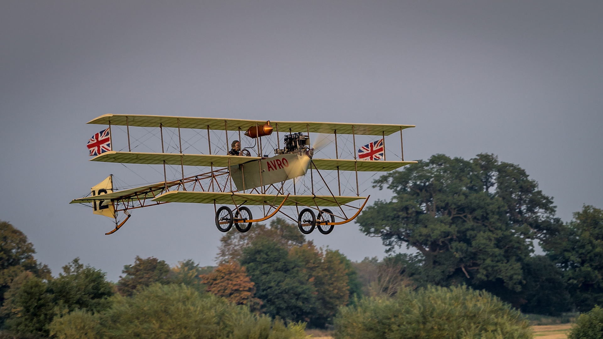 1910 Avro Triplane replica in fight