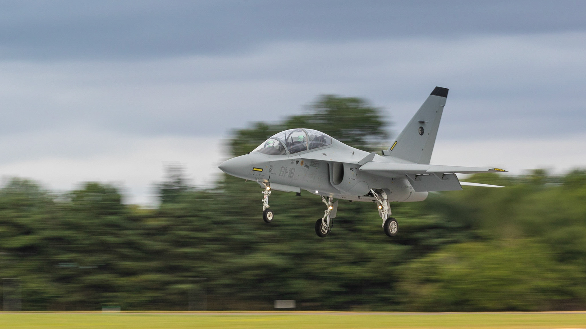 Fairford, UK - 15th July 2017: Alenia Aermacchi T-346A Master Aircraft landing