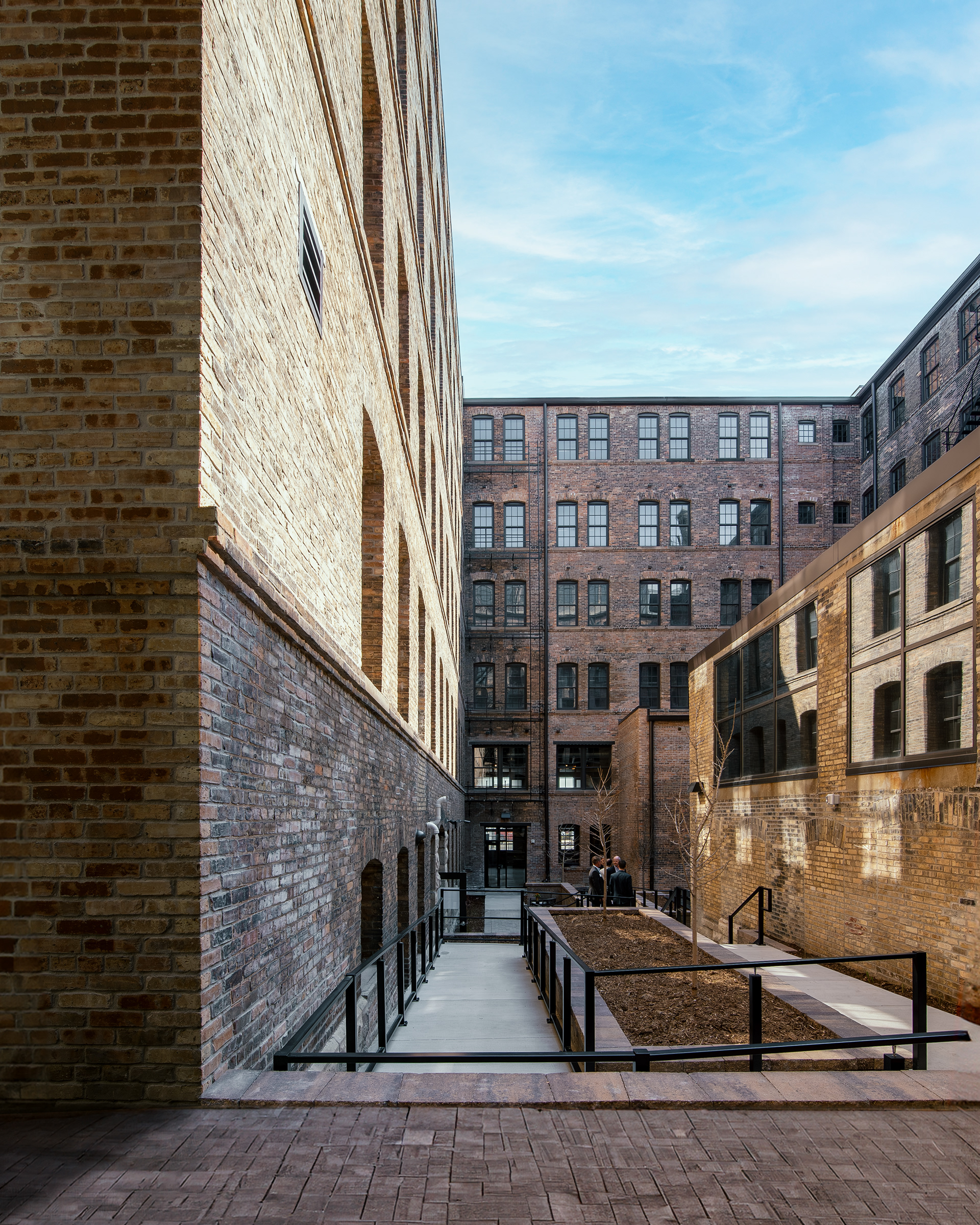 Fortress Apartments | Milwaukee, WI