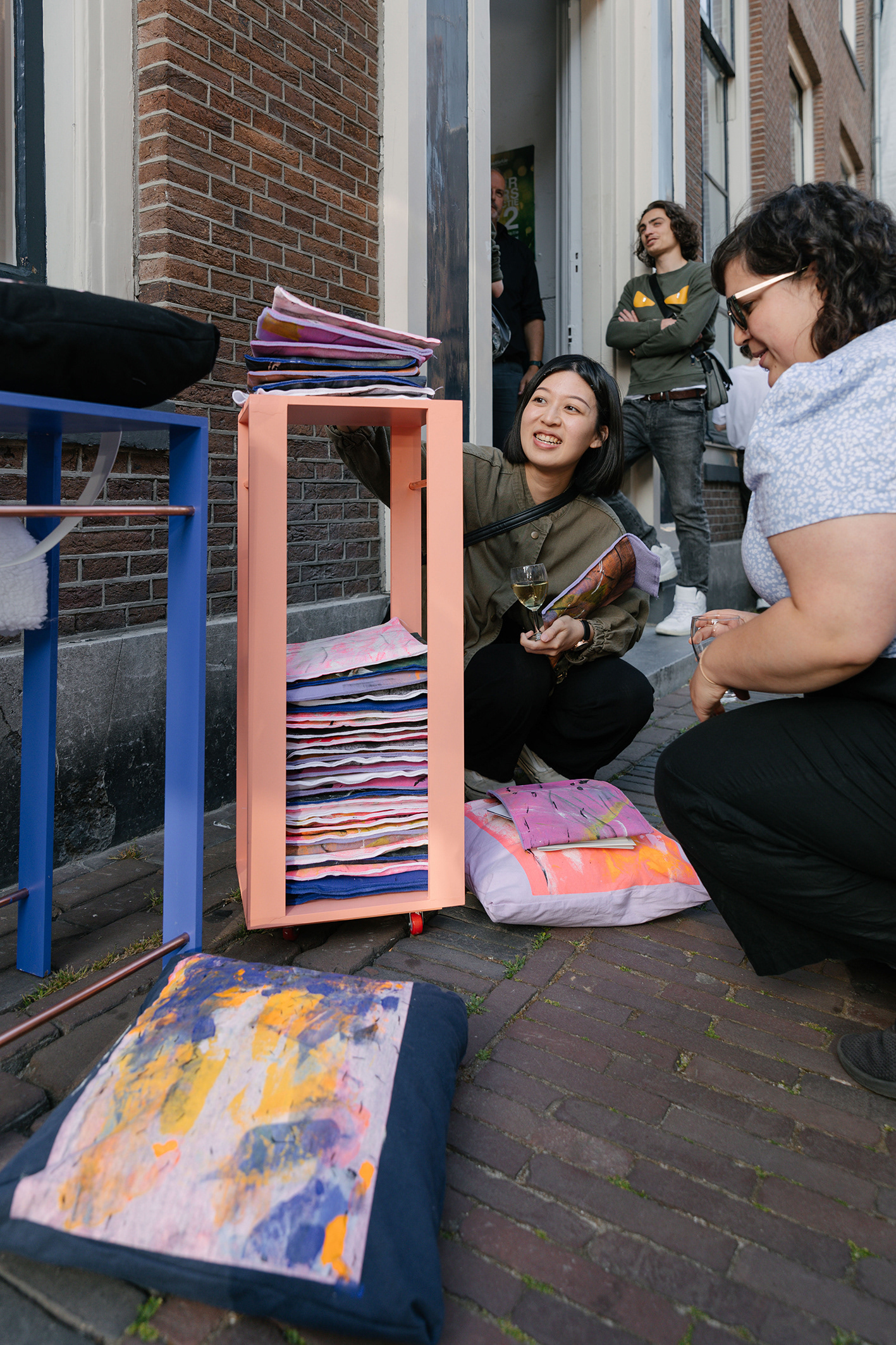 ( nameless publication —01 ) . with MSP . Utrecht (NL)