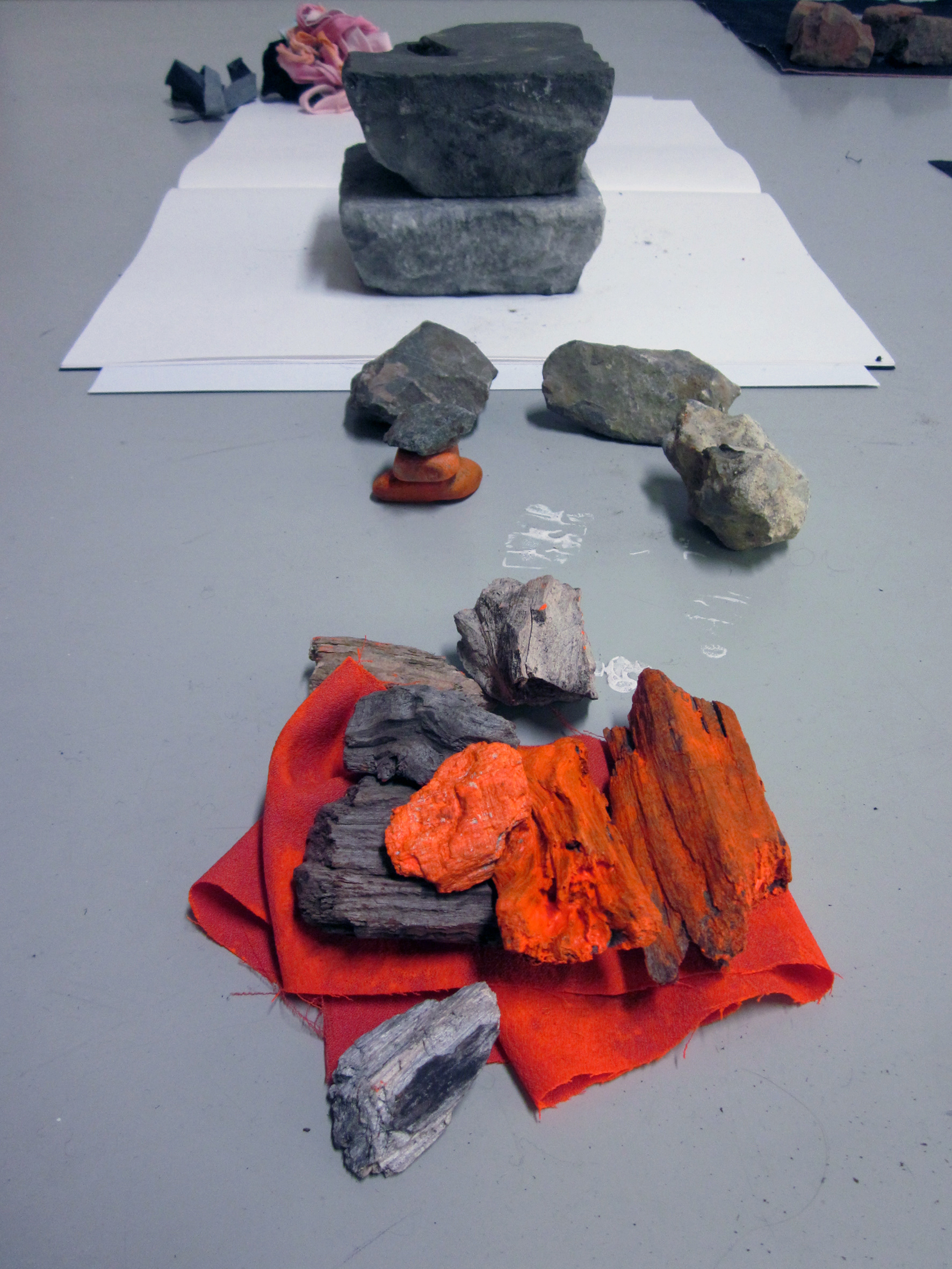 zever is vierkant tenzij de verpakking rond is . KASKA DKO , Ria Van Landeghem . Antwerp (B)