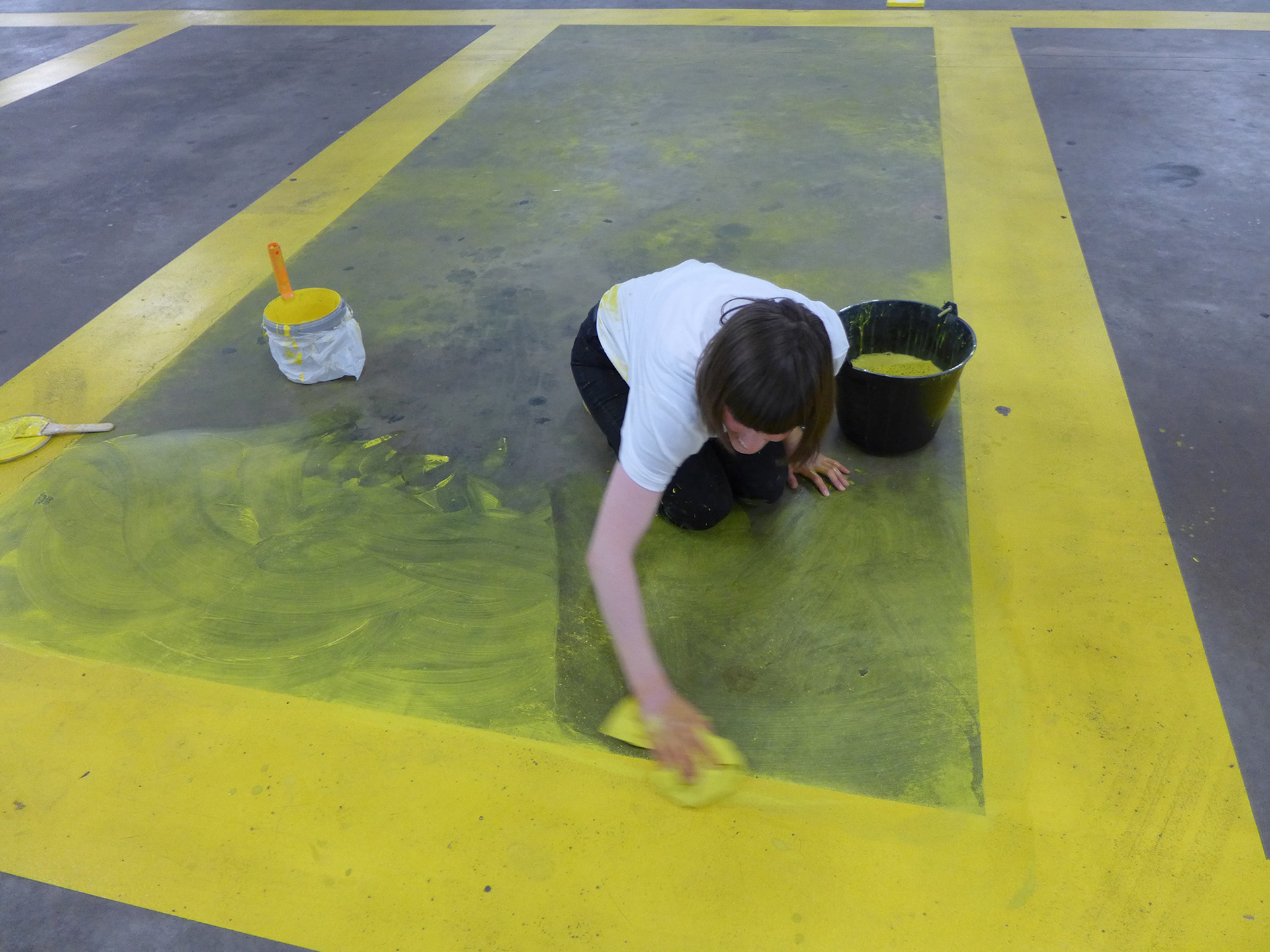 vandaag voel ik me geel . Parking Diamant . KASKA DKO , Ria Van Landeghem . Antwerp (B)