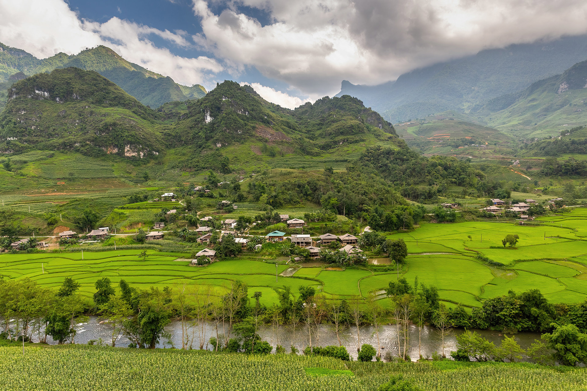 Small mountain village in Ha Giang, Vietnam {052718_HaGiang_624}