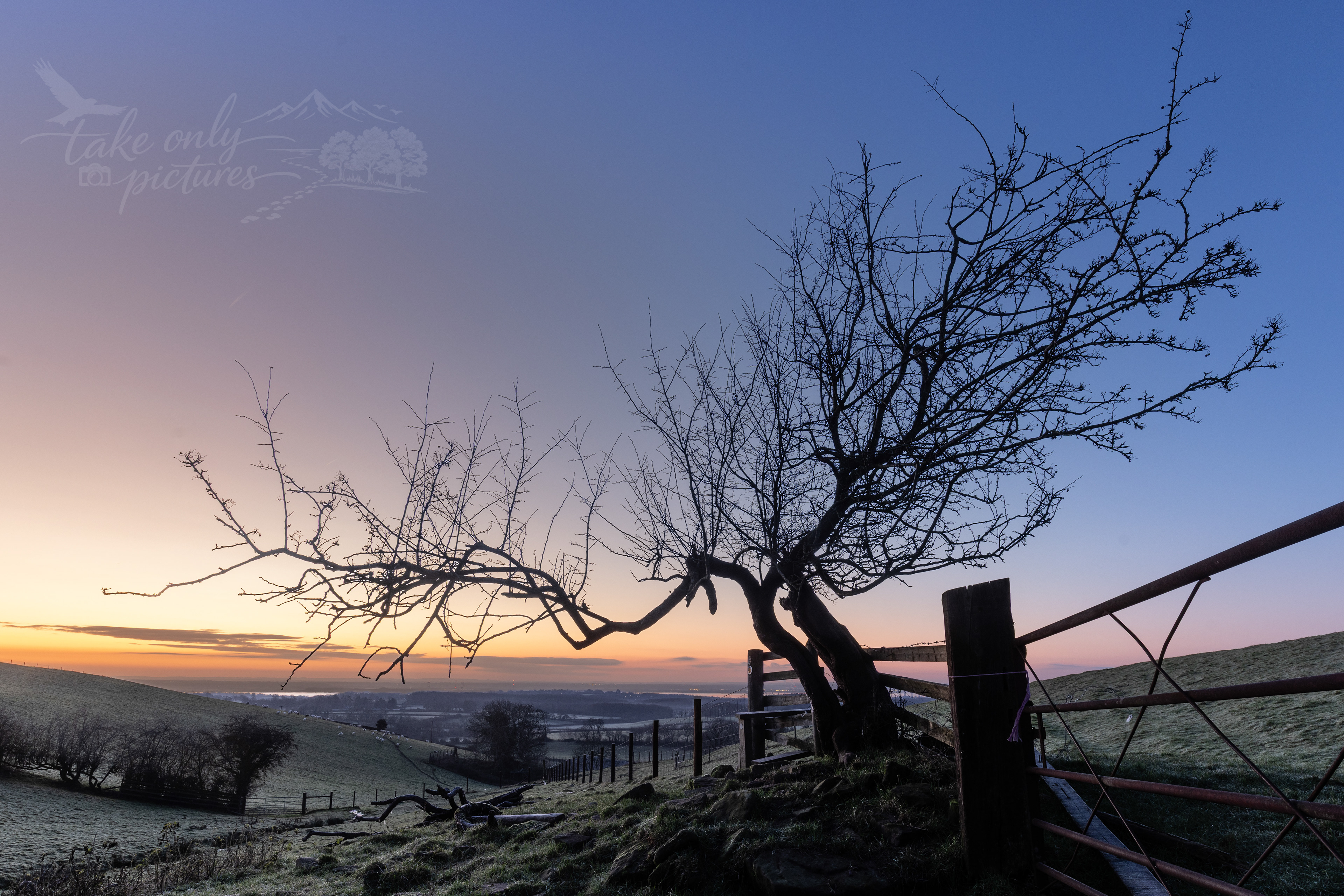 An early cold morning above Rogerstone Grange, Chepstow