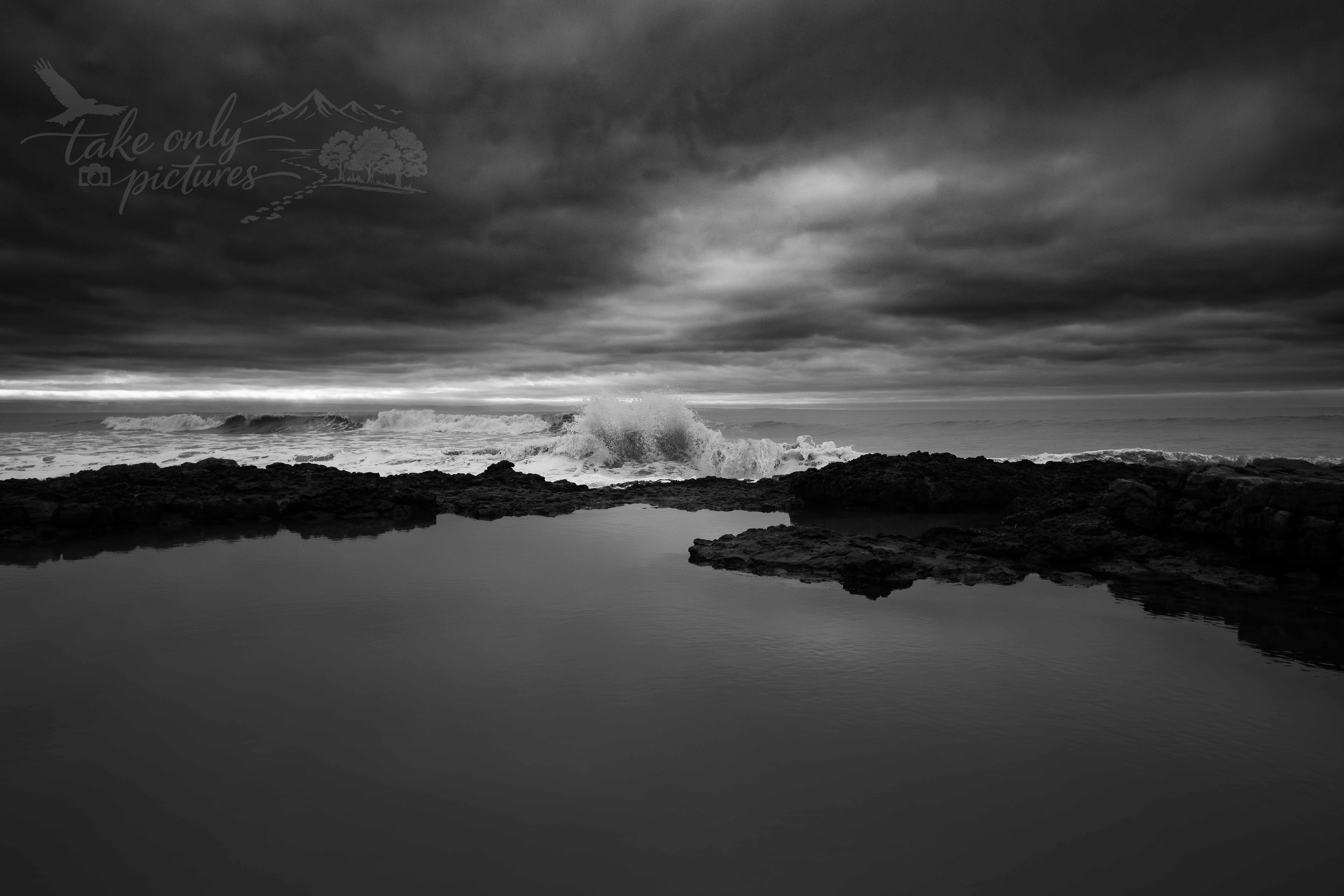Infinity Pool, Sker Point, Bridgend