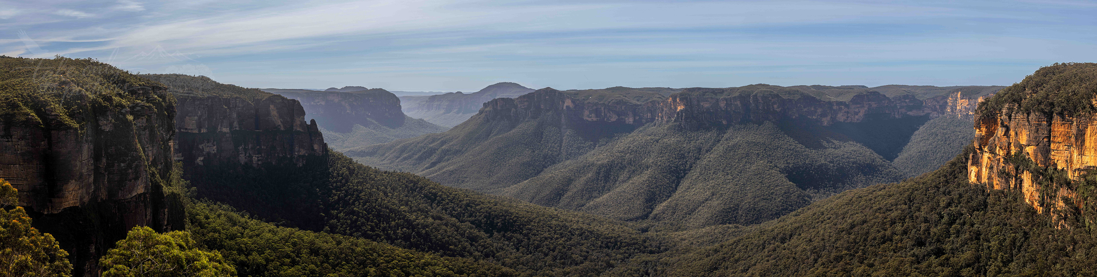 Pulpit Rock and Grose Valley, Blue Mountains, NSW