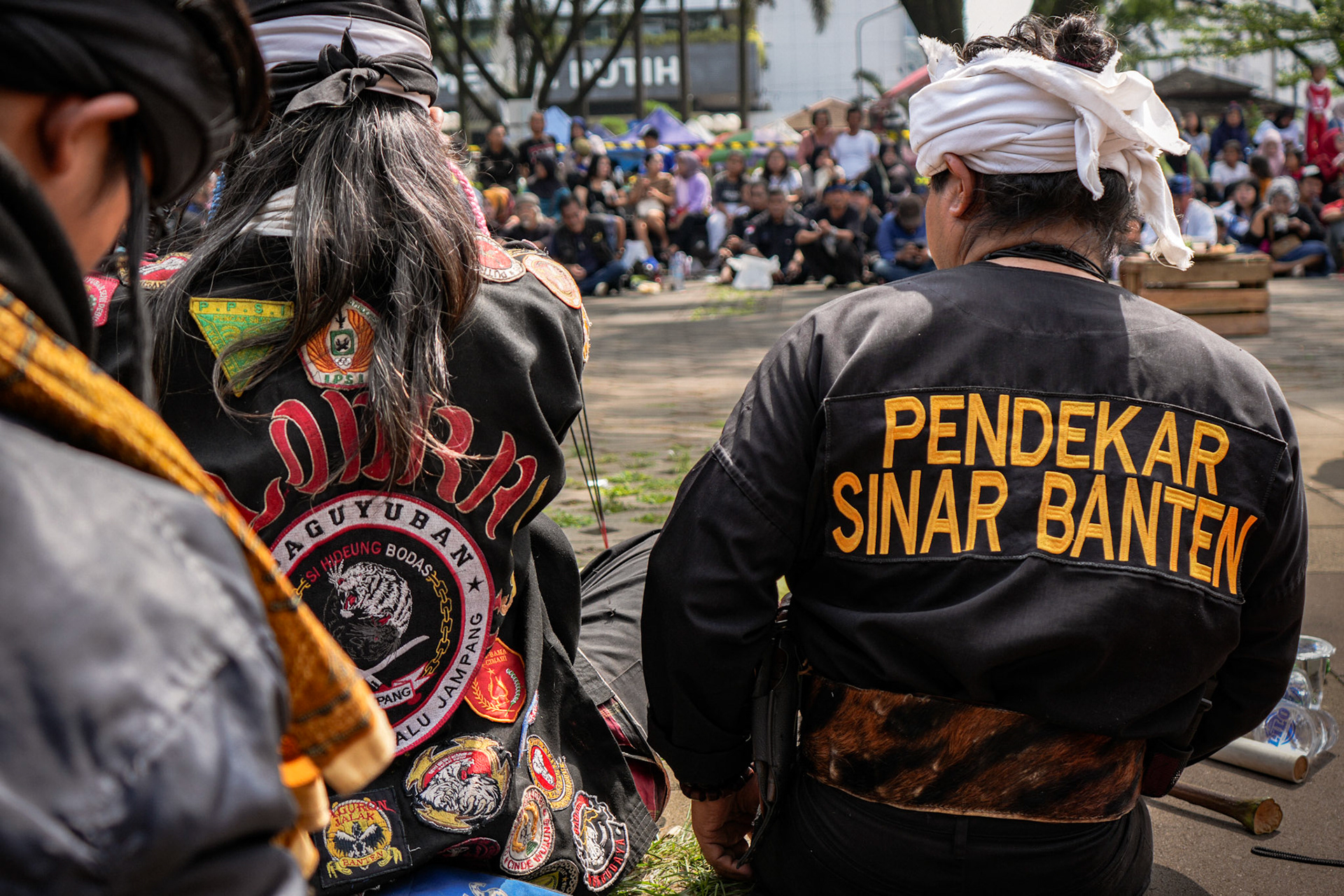 Performance im Kreis – Die Bühne als heiliger Ort