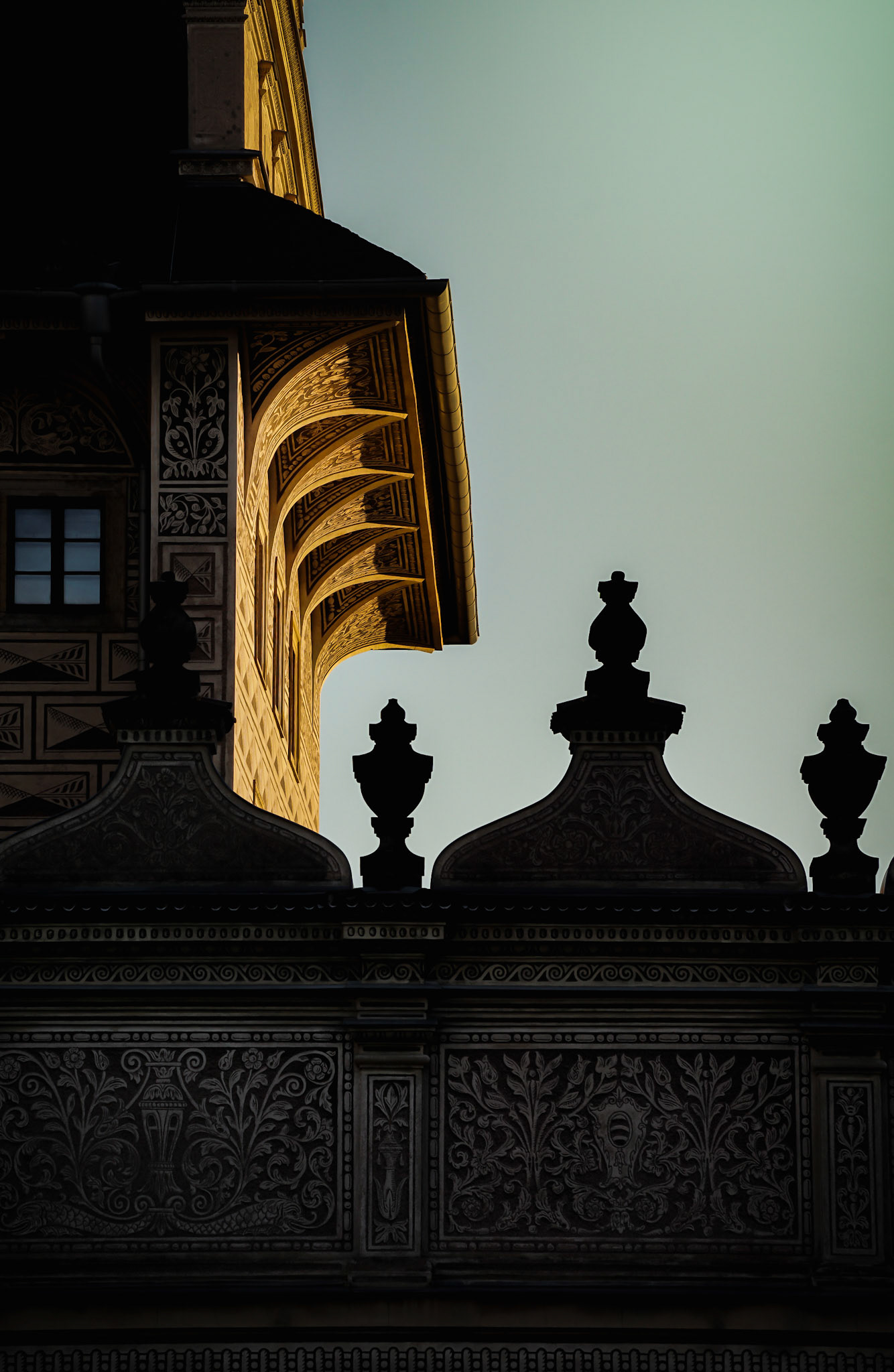 Dächer im Silhouettenspiel