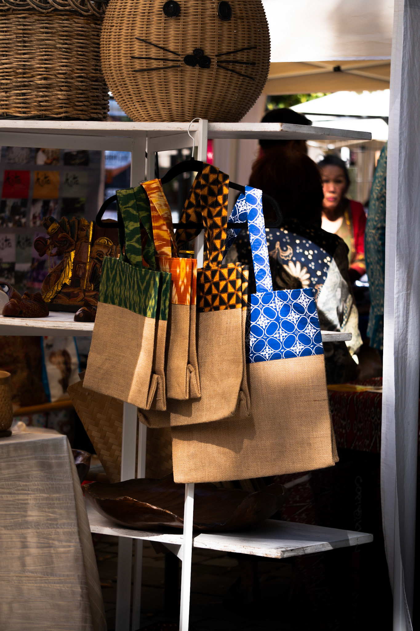 Eine Tasche aus Rattan, wie ein Stück Heimat zum Mitnehmen